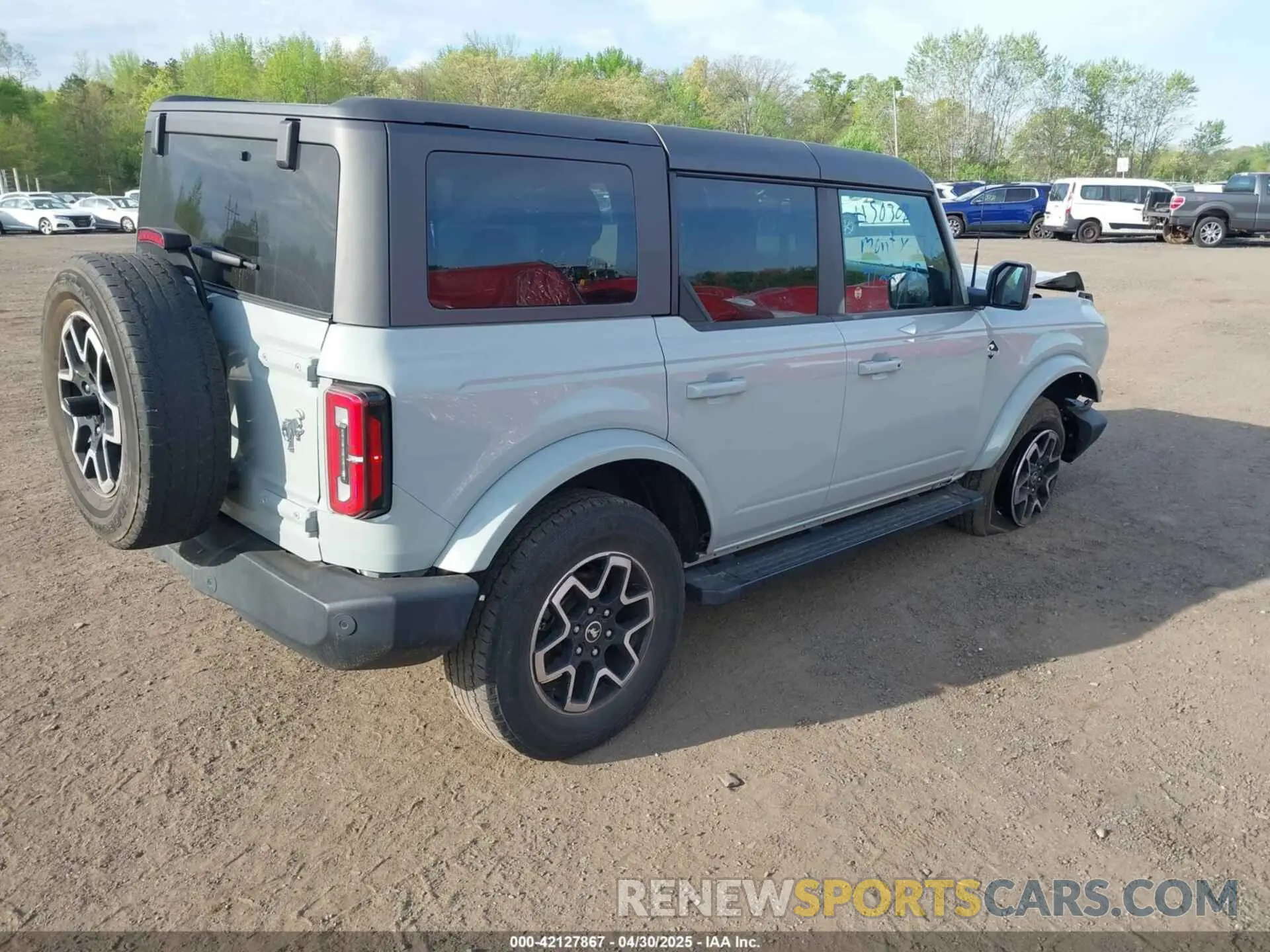 4 Photograph of a damaged car 1FMDE5BH3PLA90591 FORD BRONCO 2023