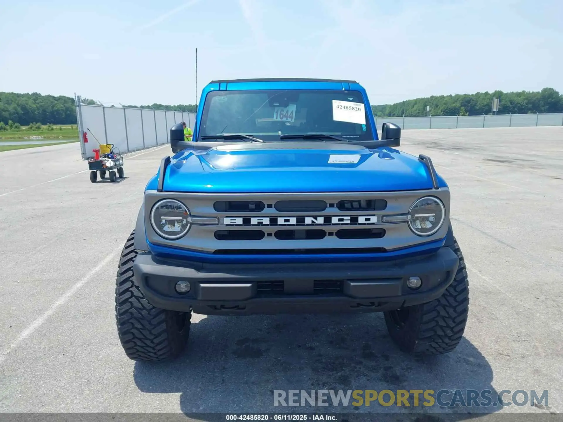 12 Photograph of a damaged car 1FMDE5BH4PLB18625 FORD BRONCO 2023