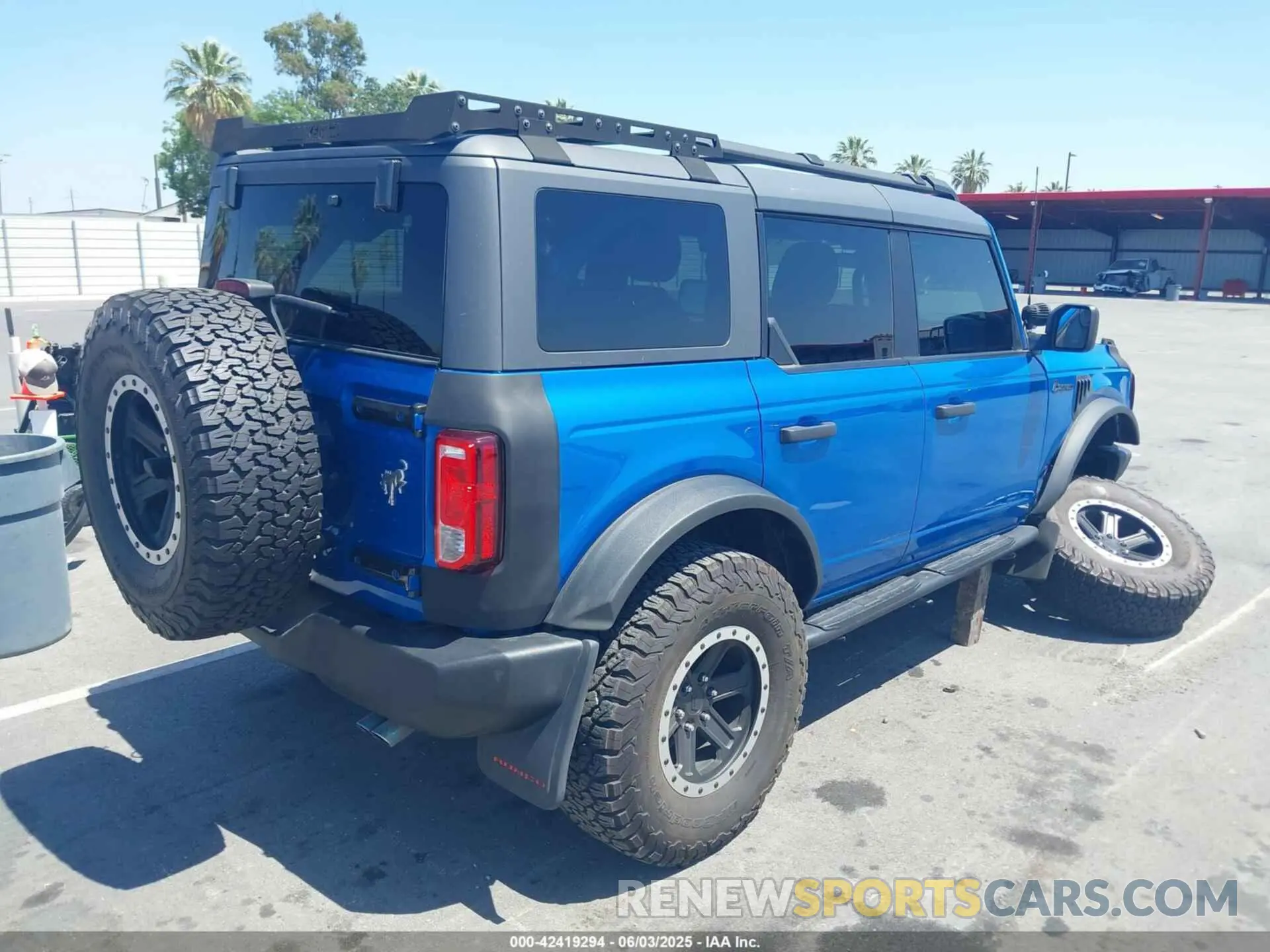 4 Photograph of a damaged car 1FMDE5BH6PLB15970 FORD BRONCO 2023