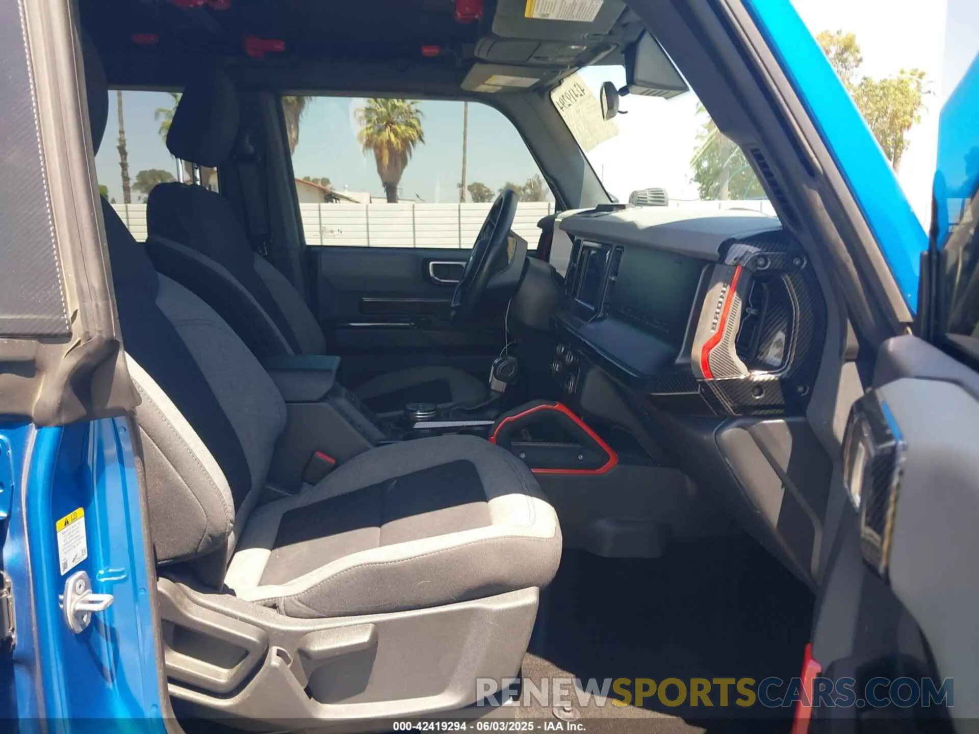 5 Photograph of a damaged car 1FMDE5BH6PLB15970 FORD BRONCO 2023