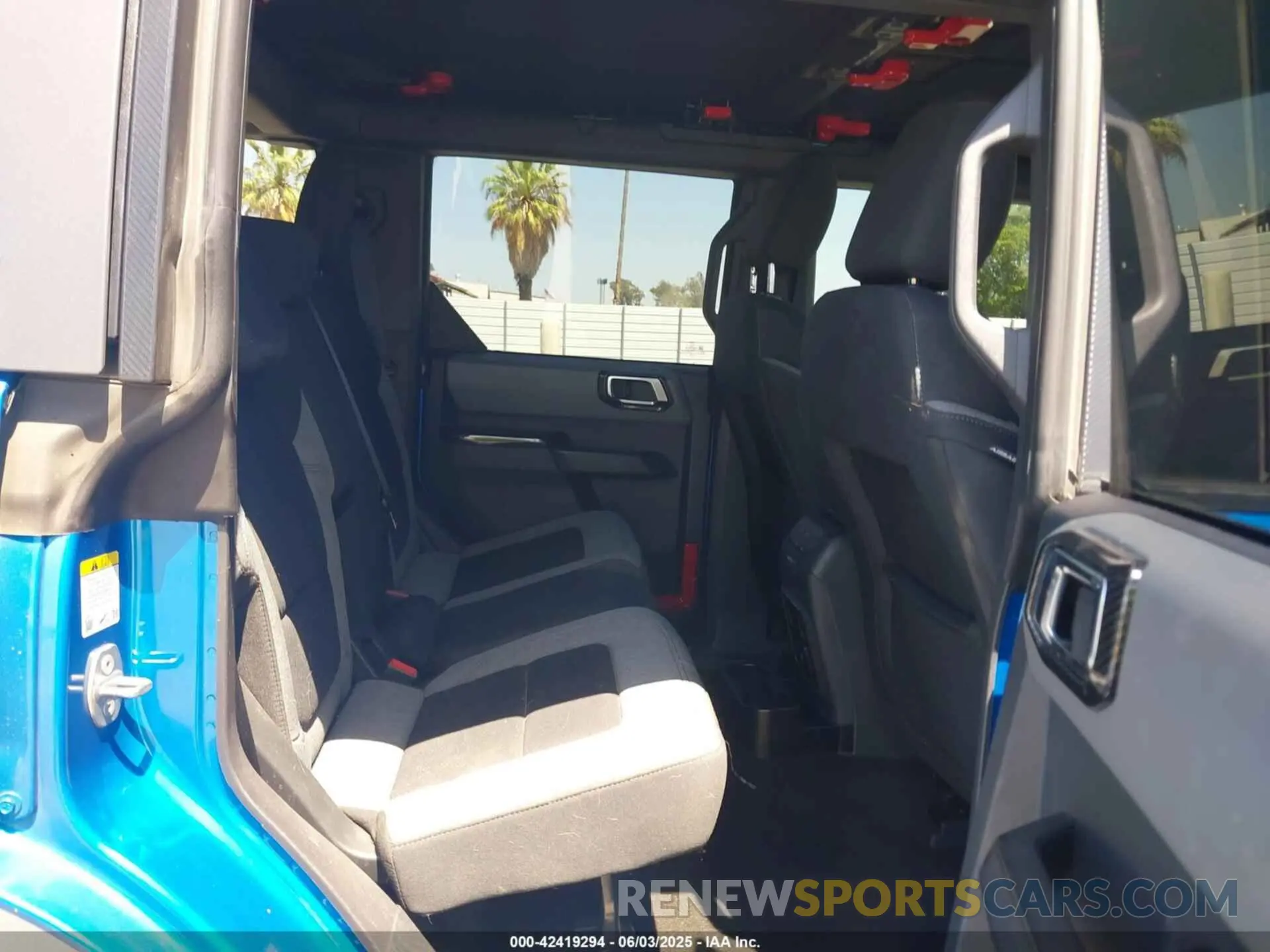 8 Photograph of a damaged car 1FMDE5BH6PLB15970 FORD BRONCO 2023