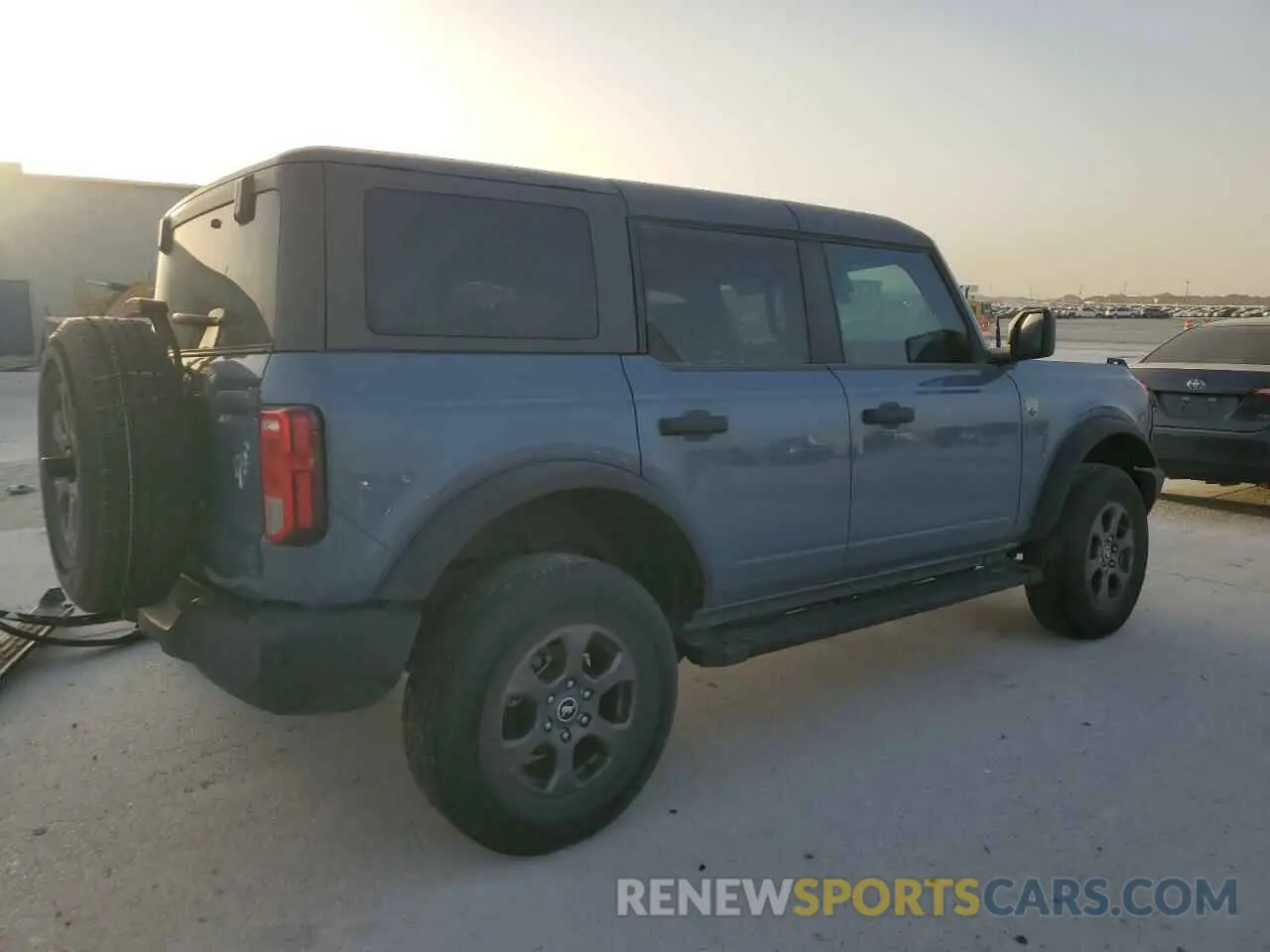 3 Photograph of a damaged car 1FMDE5BH9PLB20757 FORD BRONCO 2023