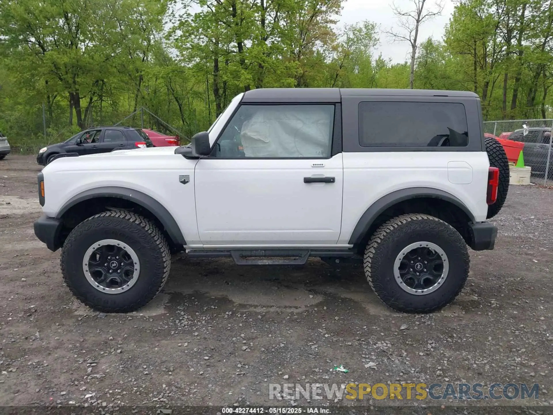 14 Photograph of a damaged car 1FMDE5CH6PLC11404 FORD BRONCO 2023