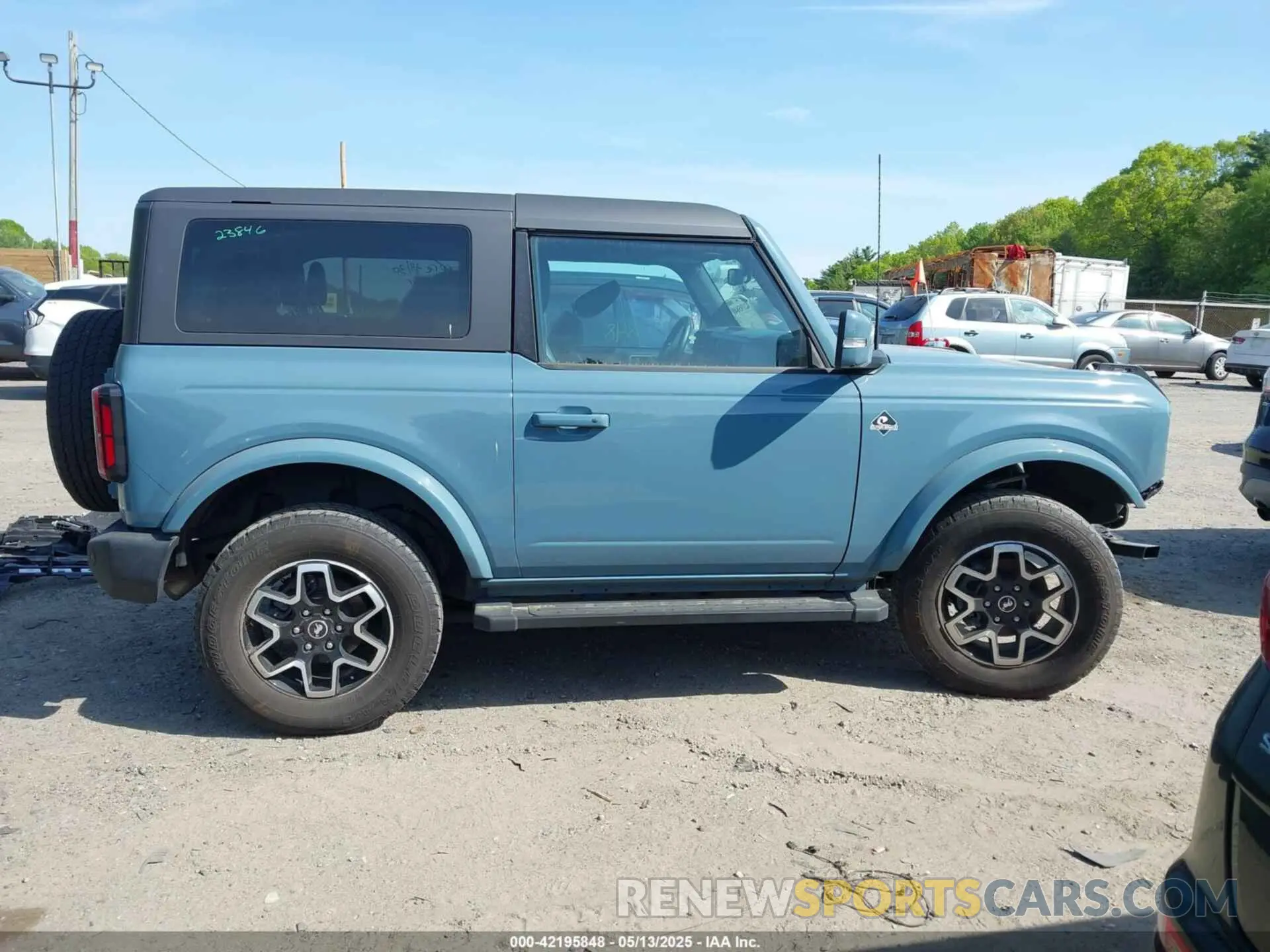 14 Photograph of a damaged car 1FMDE5CP0PLB85857 FORD BRONCO 2023