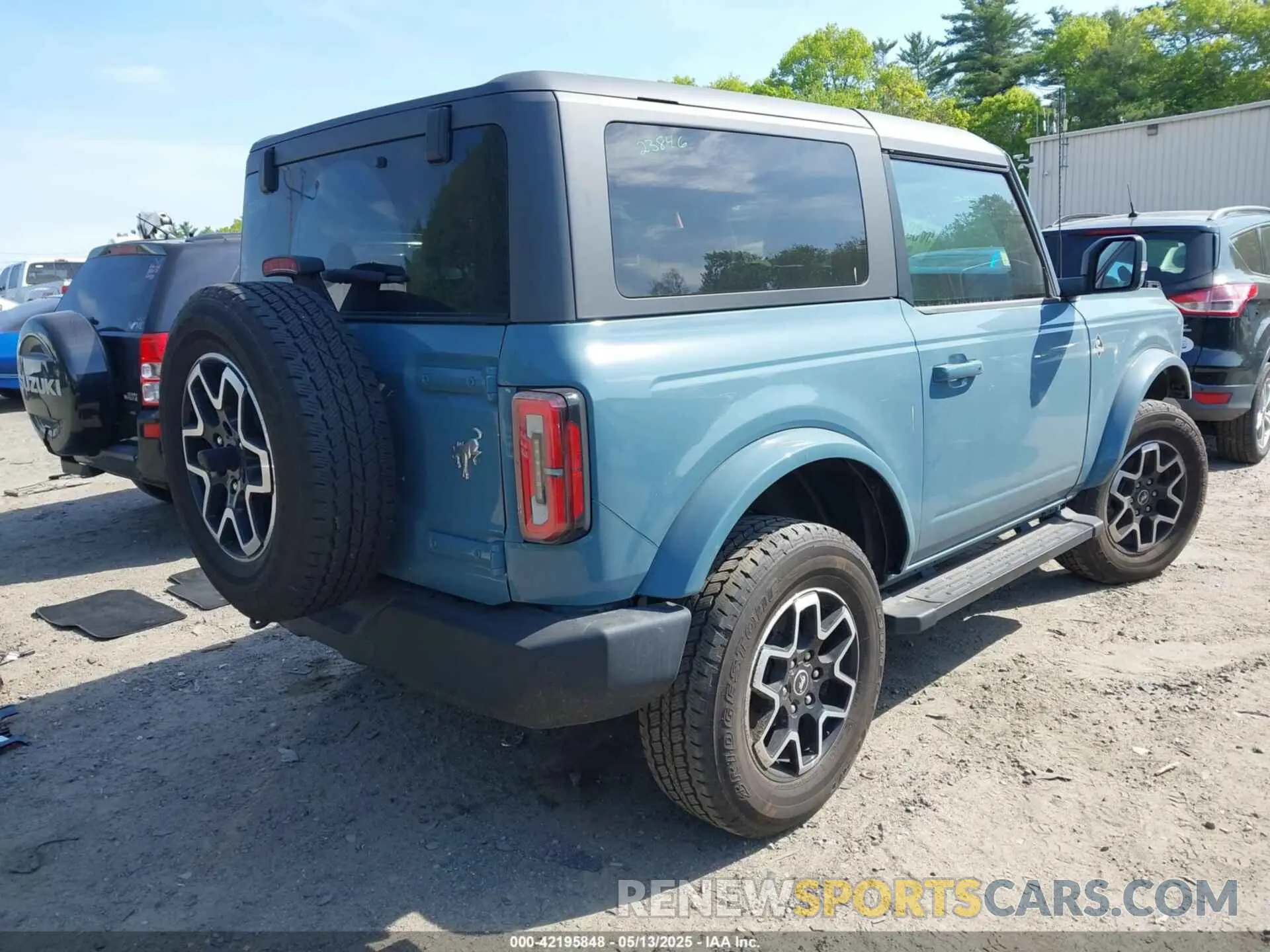 4 Photograph of a damaged car 1FMDE5CP0PLB85857 FORD BRONCO 2023