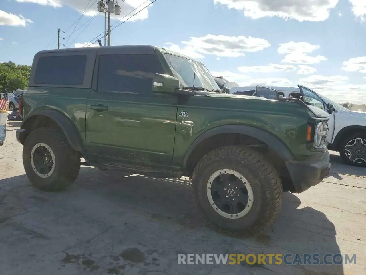 4 Photograph of a damaged car 1FMDE5CP1PLB73958 FORD BRONCO 2023