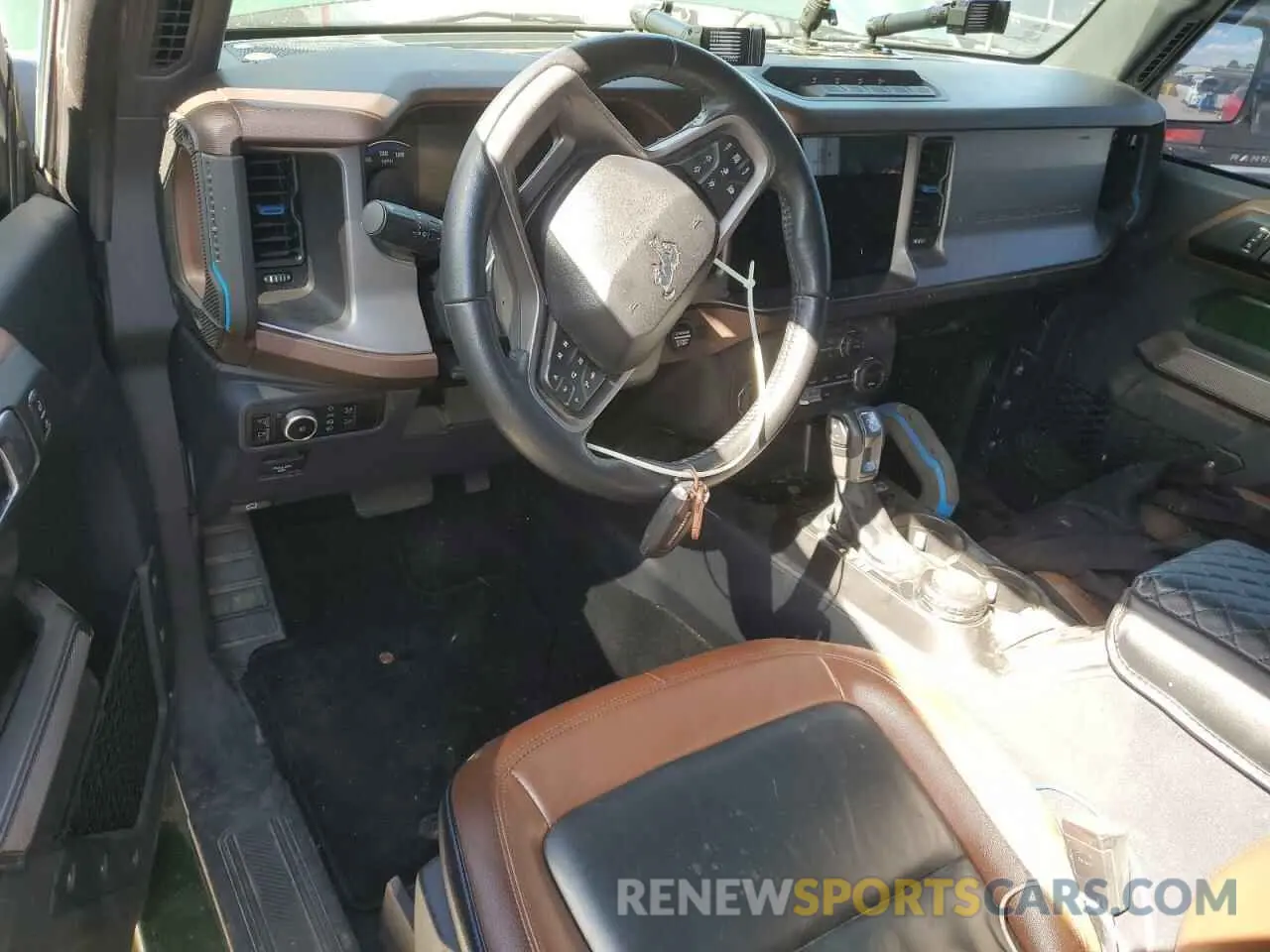 8 Photograph of a damaged car 1FMDE5CP1PLB73958 FORD BRONCO 2023