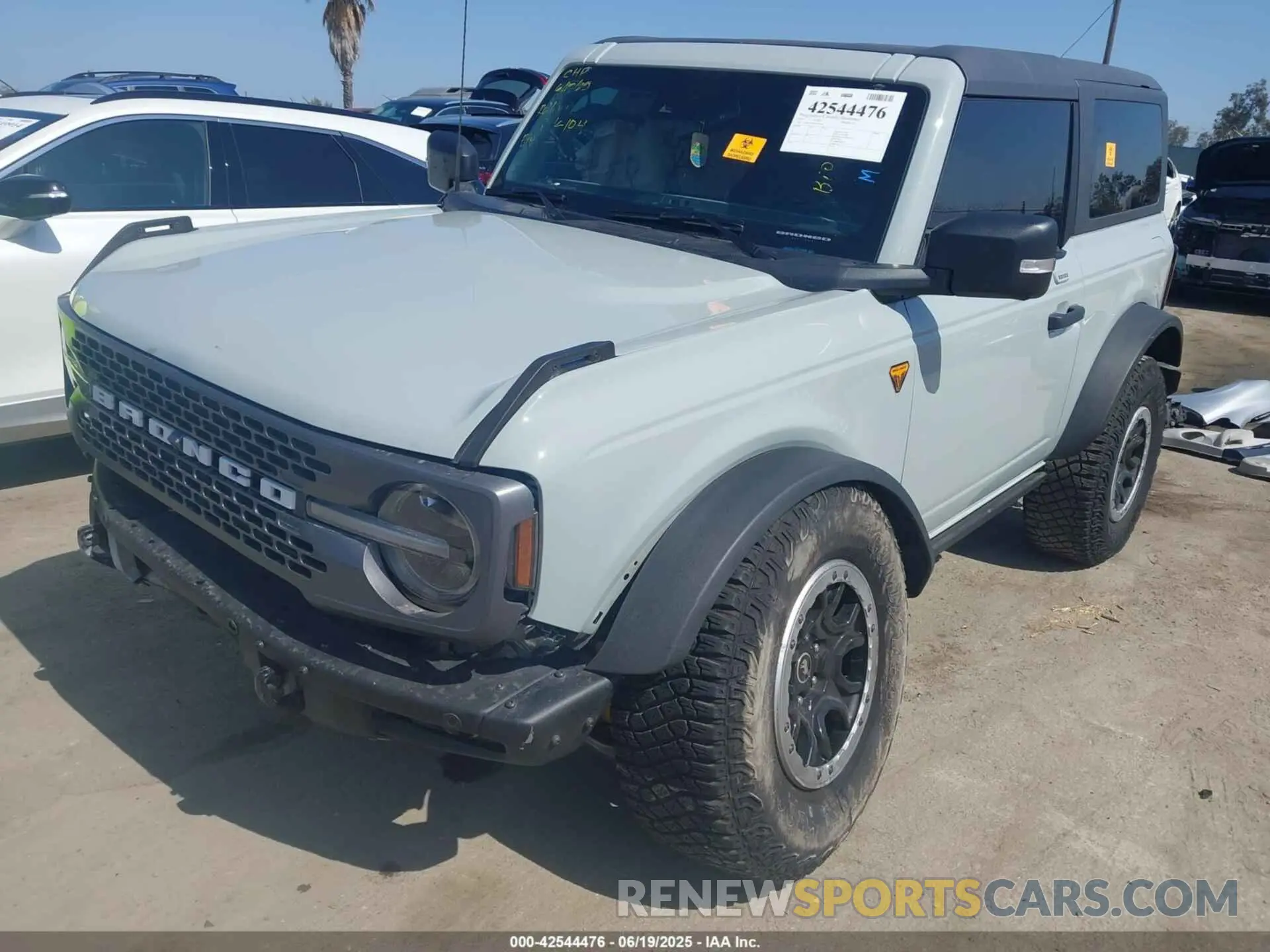2 Photograph of a damaged car 1FMDE5CP9PLC10948 FORD BRONCO 2023