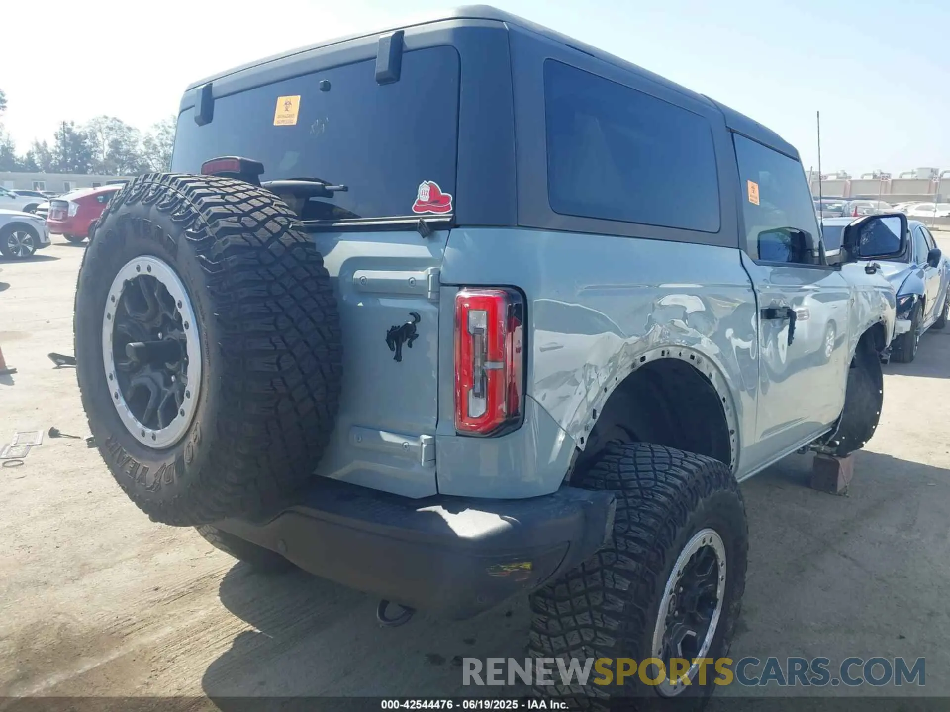 4 Photograph of a damaged car 1FMDE5CP9PLC10948 FORD BRONCO 2023