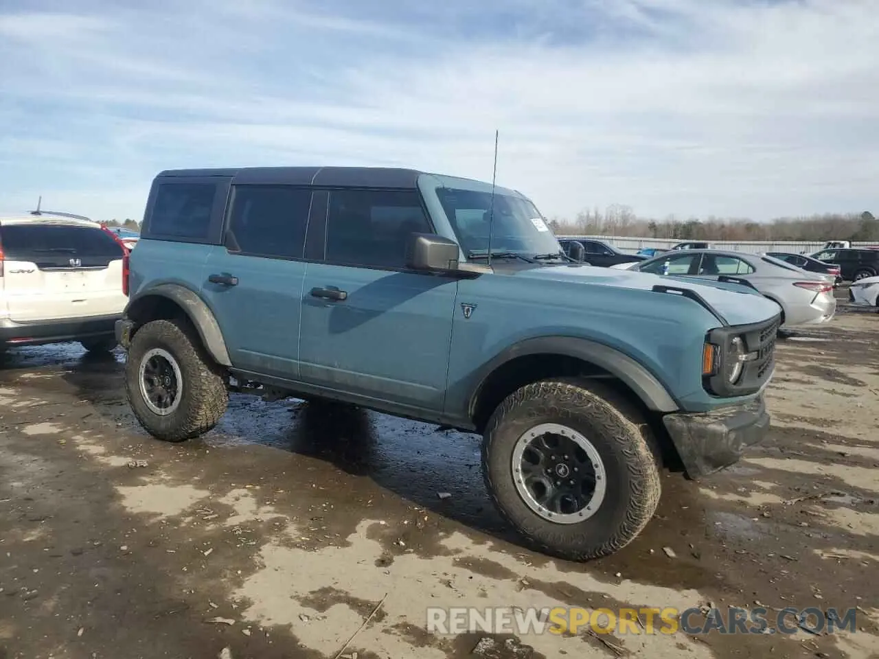 4 Photograph of a damaged car 1FMDE5DH1PLB25934 FORD BRONCO 2023
