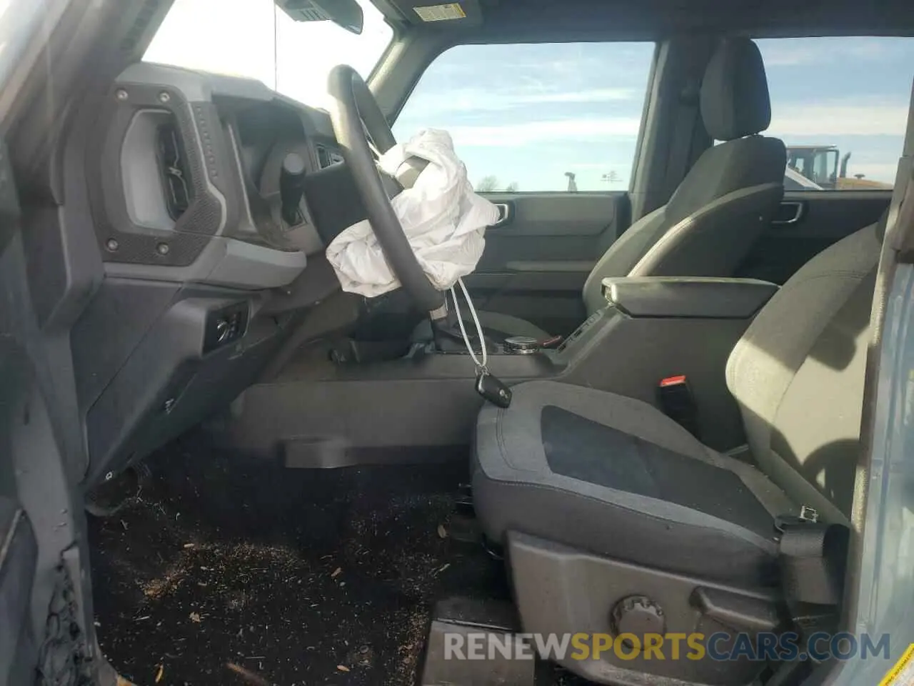 7 Photograph of a damaged car 1FMDE5DH1PLB25934 FORD BRONCO 2023
