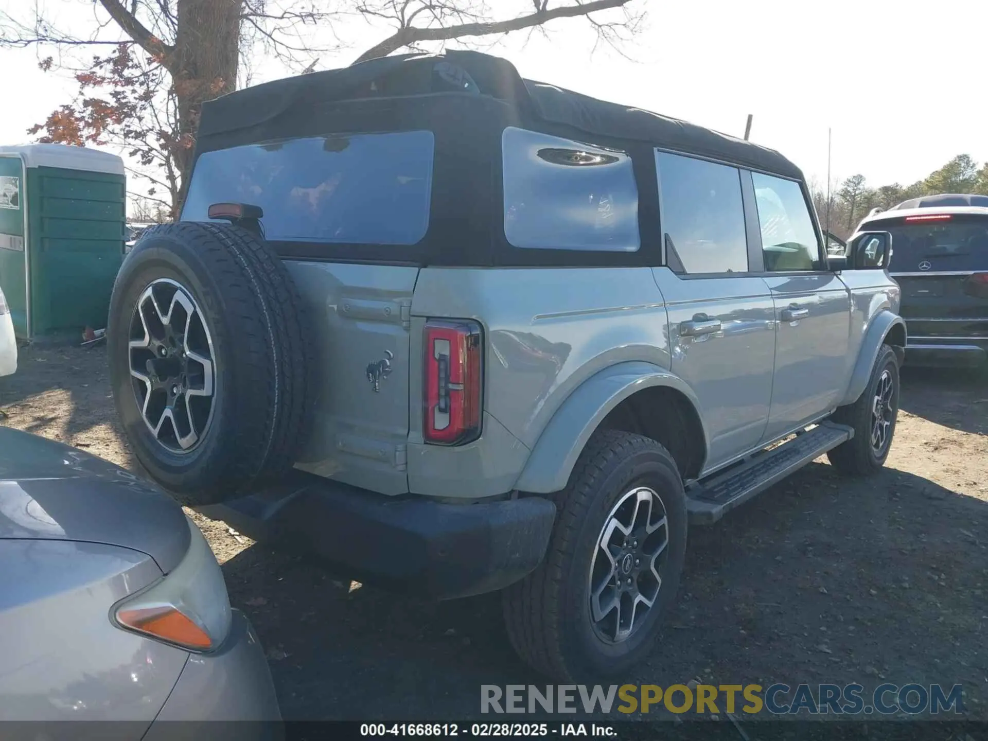 4 Photograph of a damaged car 1FMEE5BP0PLB92975 FORD BRONCO 2023