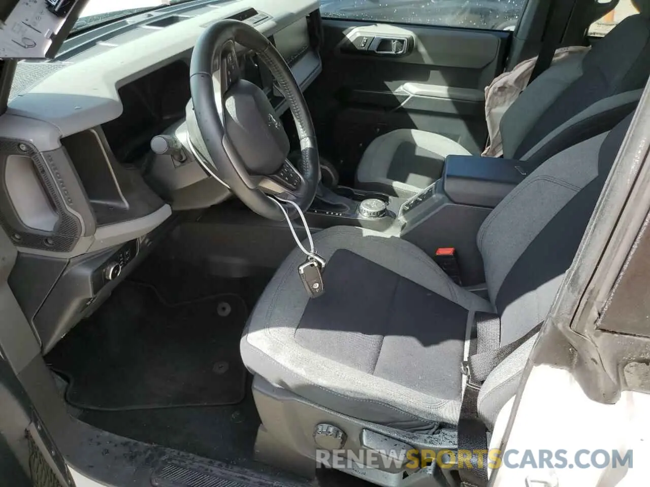 7 Photograph of a damaged car 1FMEE5BP1PLB15340 FORD BRONCO 2023