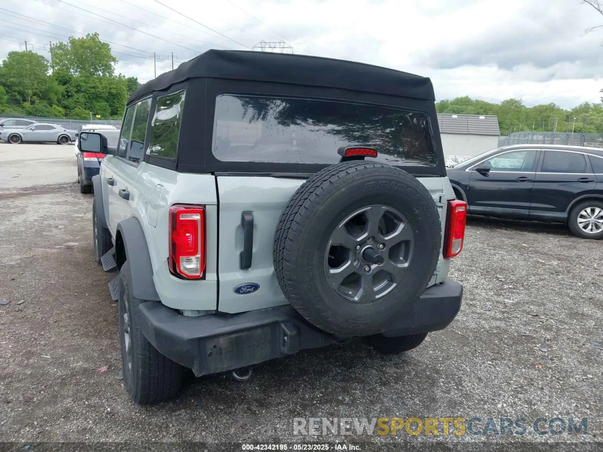 6 Photograph of a damaged car 1FMEE5BP2PLB15668 FORD BRONCO 2023
