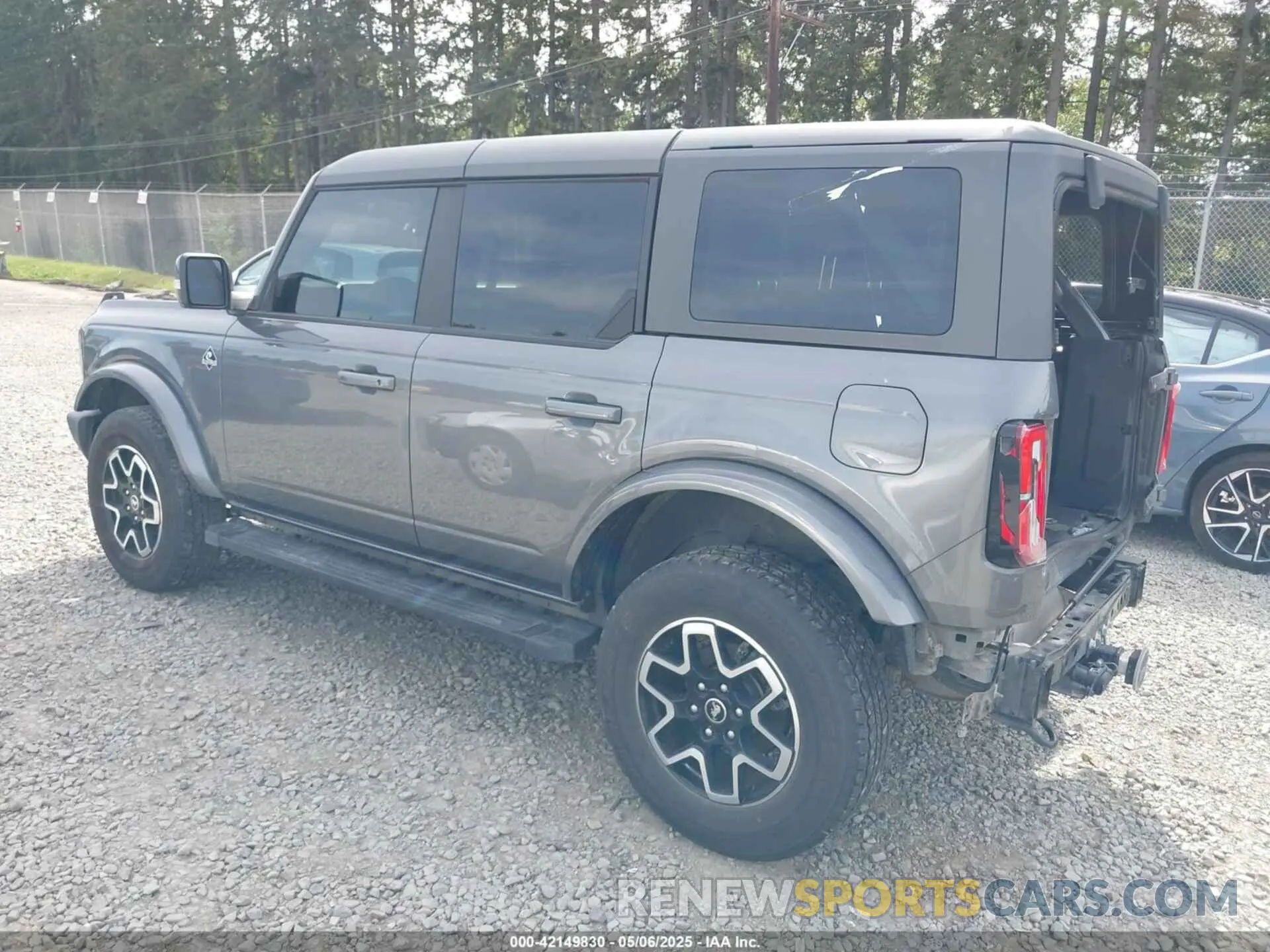 3 Photograph of a damaged car 1FMEE5BP5PLA97652 FORD BRONCO 2023