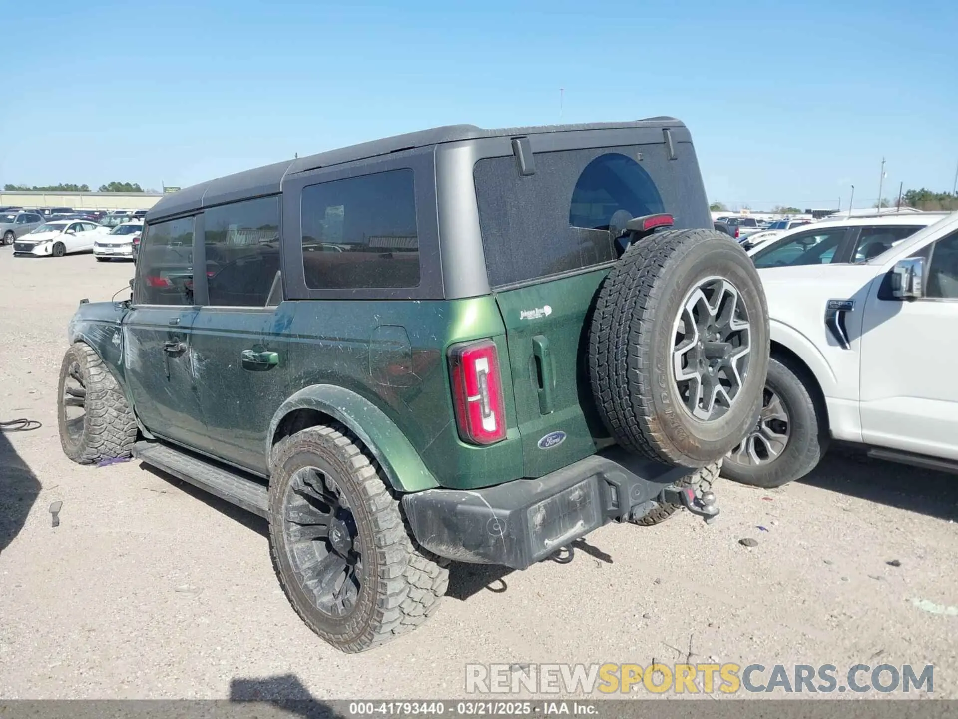 3 Photograph of a damaged car 1FMEE5BP5PLB89313 FORD BRONCO 2023