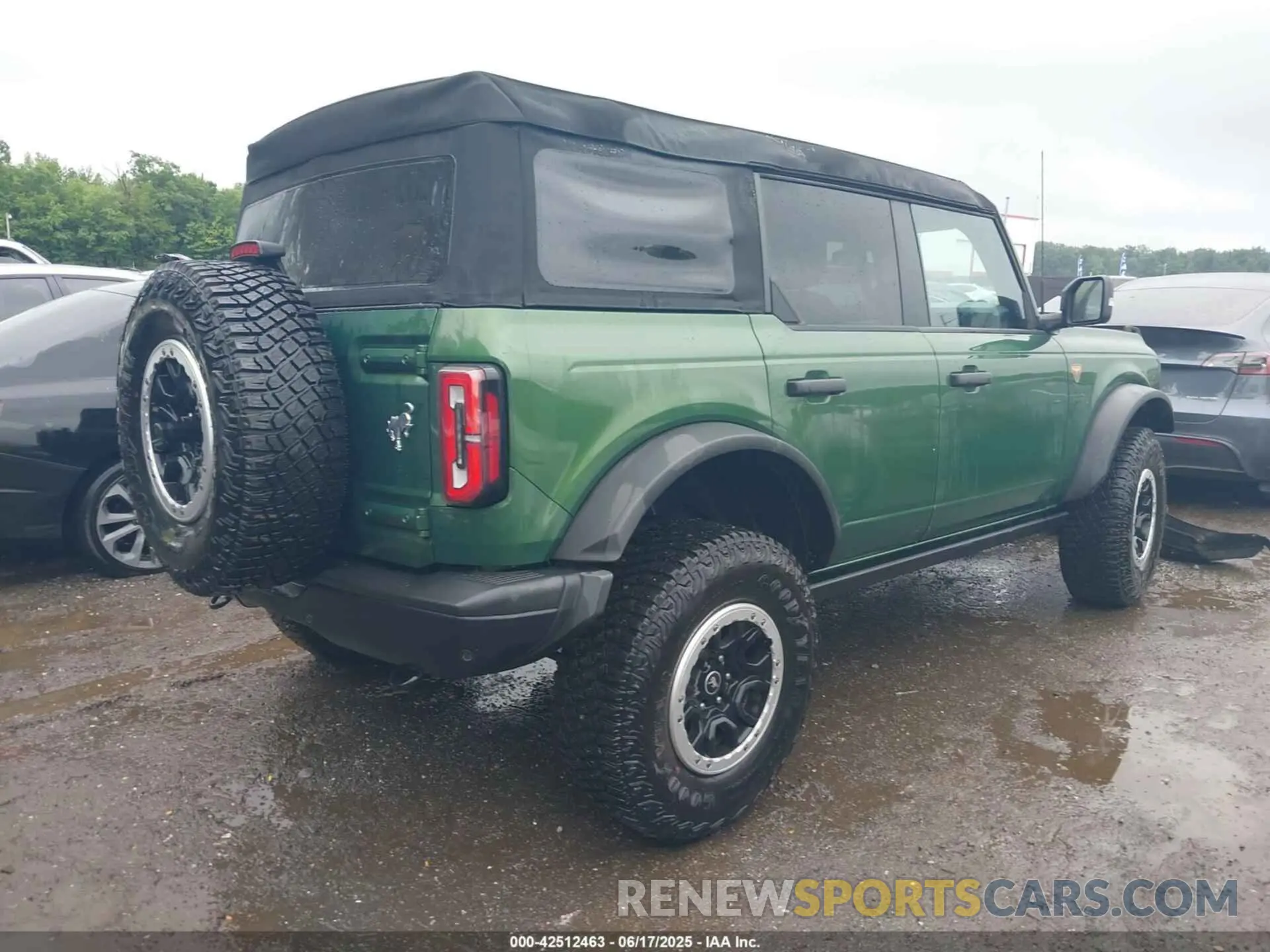 4 Photograph of a damaged car 1FMEE5DH1PLC07103 FORD BRONCO 2023