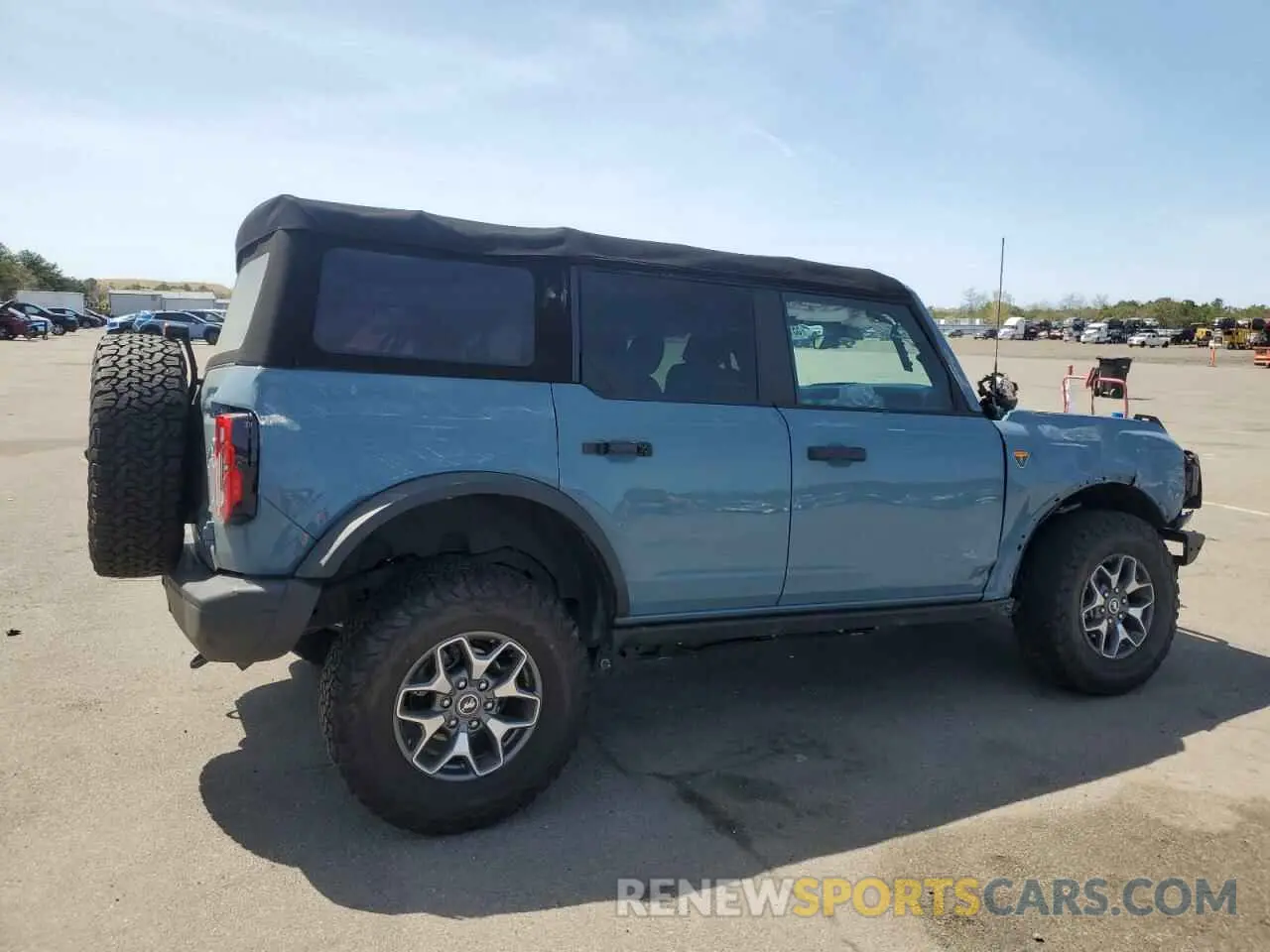 3 Photograph of a damaged car 1FMEE5DH6PLA89761 FORD BRONCO 2023