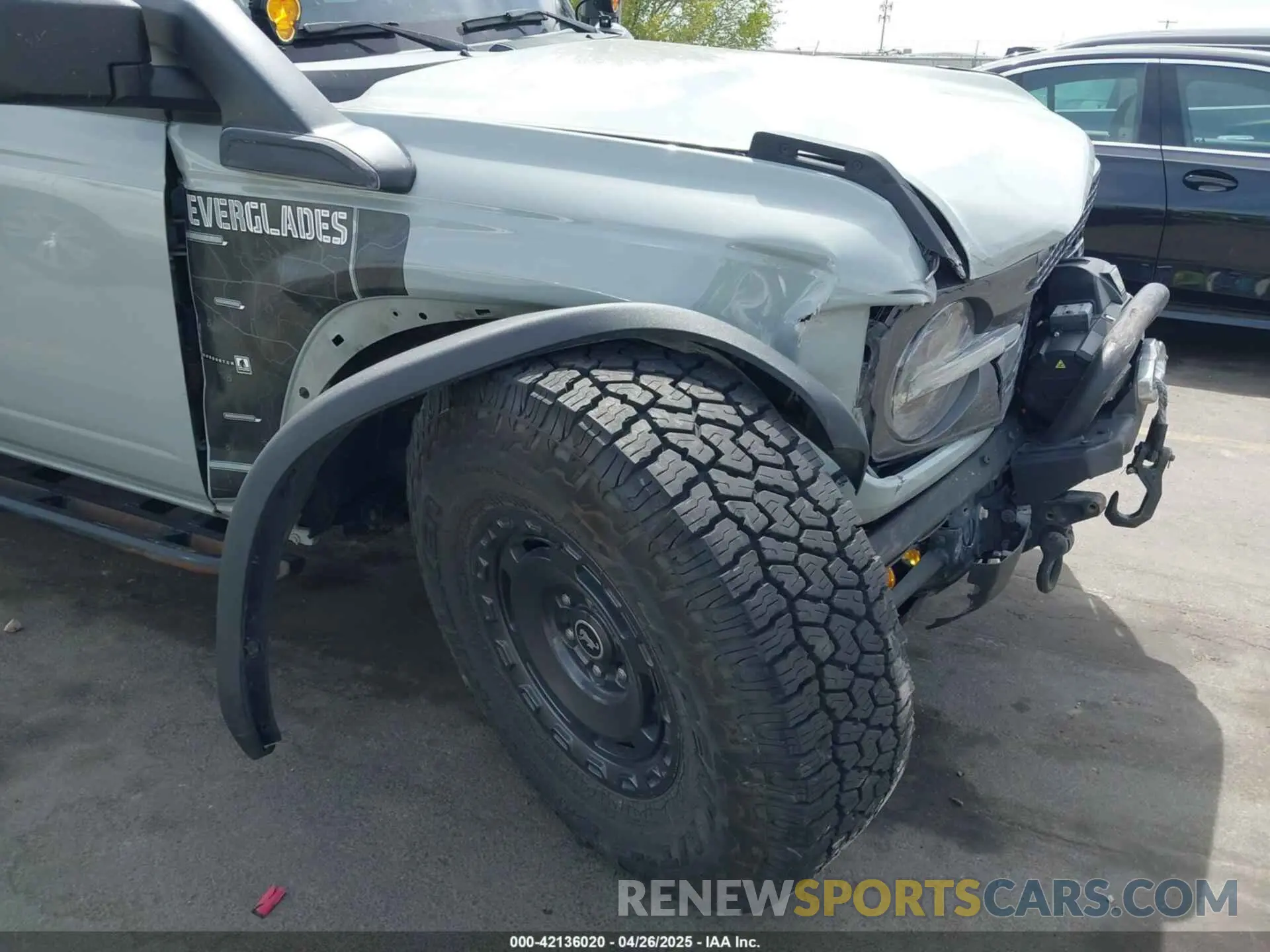 6 Photograph of a damaged car 1FMEE5DHXPLB22549 FORD BRONCO 2023