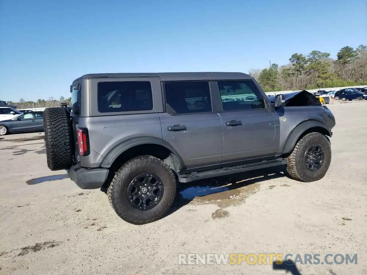 3 Photograph of a damaged car 1FMEE5DP0PLB62405 FORD BRONCO 2023