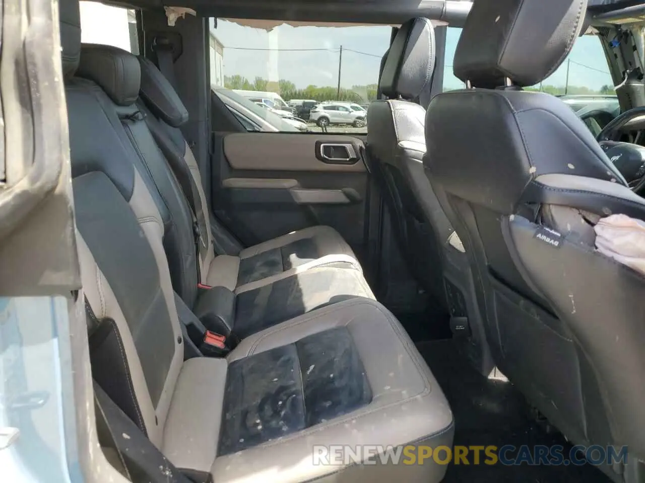 11 Photograph of a damaged car 1FMEE5DP0PLB83500 FORD BRONCO 2023