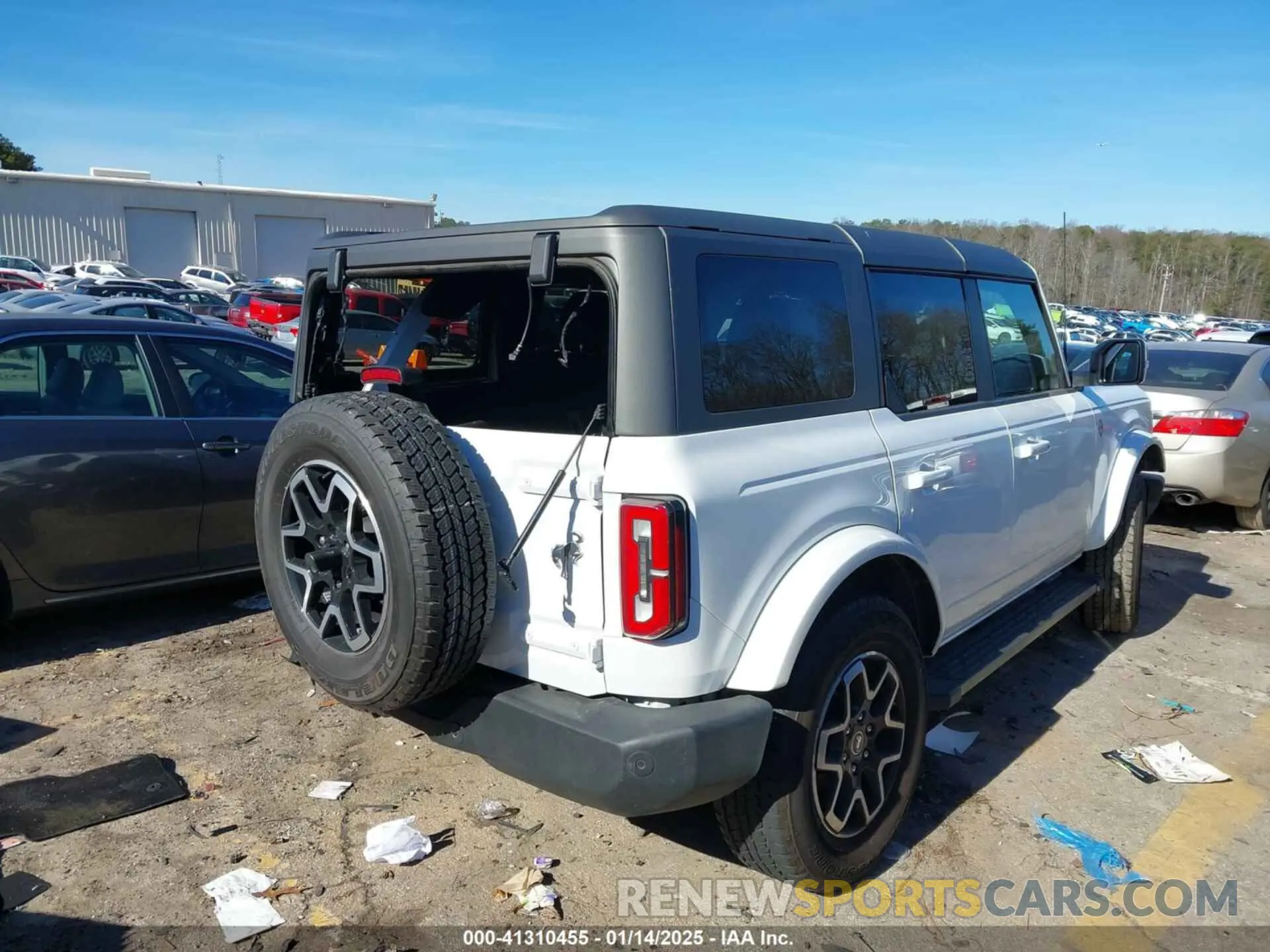 4 Photograph of a damaged car 1FMEE5DP0PLC16138 FORD BRONCO 2023