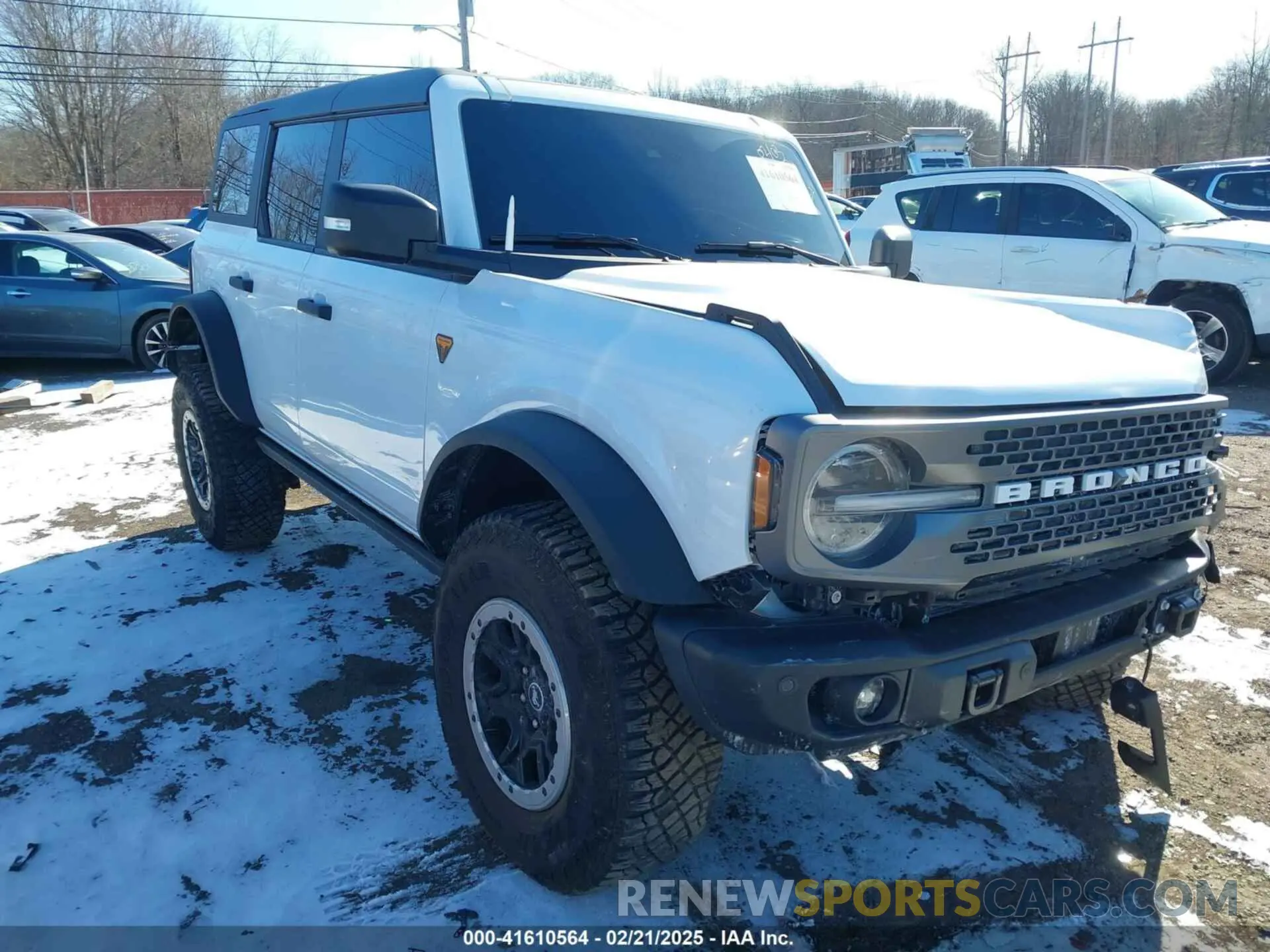 18 Photograph of a damaged car 1FMEE5DP1PLC08565 FORD BRONCO 2023