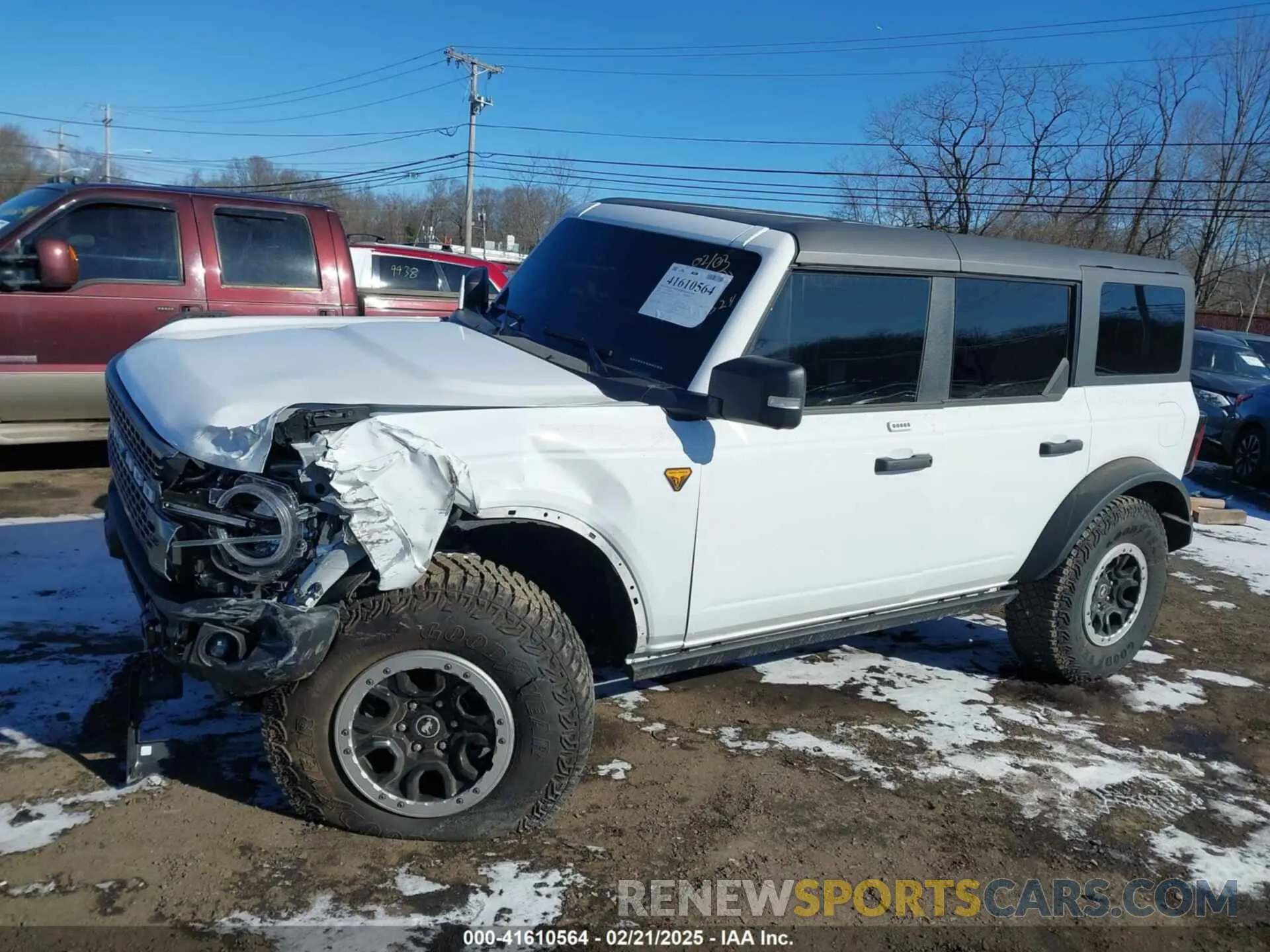 19 Photograph of a damaged car 1FMEE5DP1PLC08565 FORD BRONCO 2023