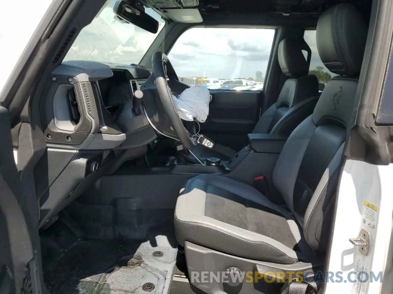 7 Photograph of a damaged car 1FMEE5DP5PLB73657 FORD BRONCO 2023