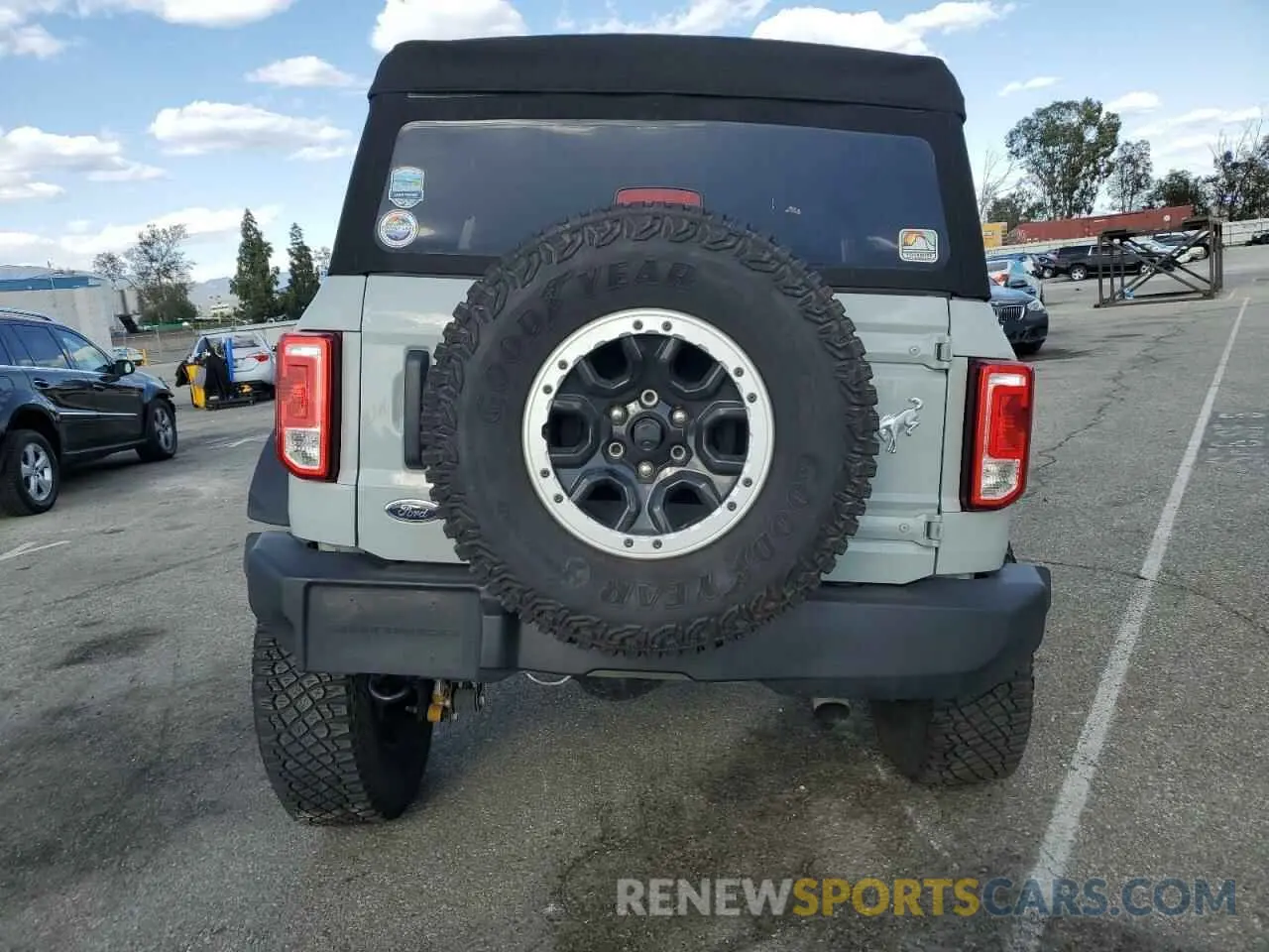 6 Photograph of a damaged car 1FMEE5DP6PLB28310 FORD BRONCO 2023