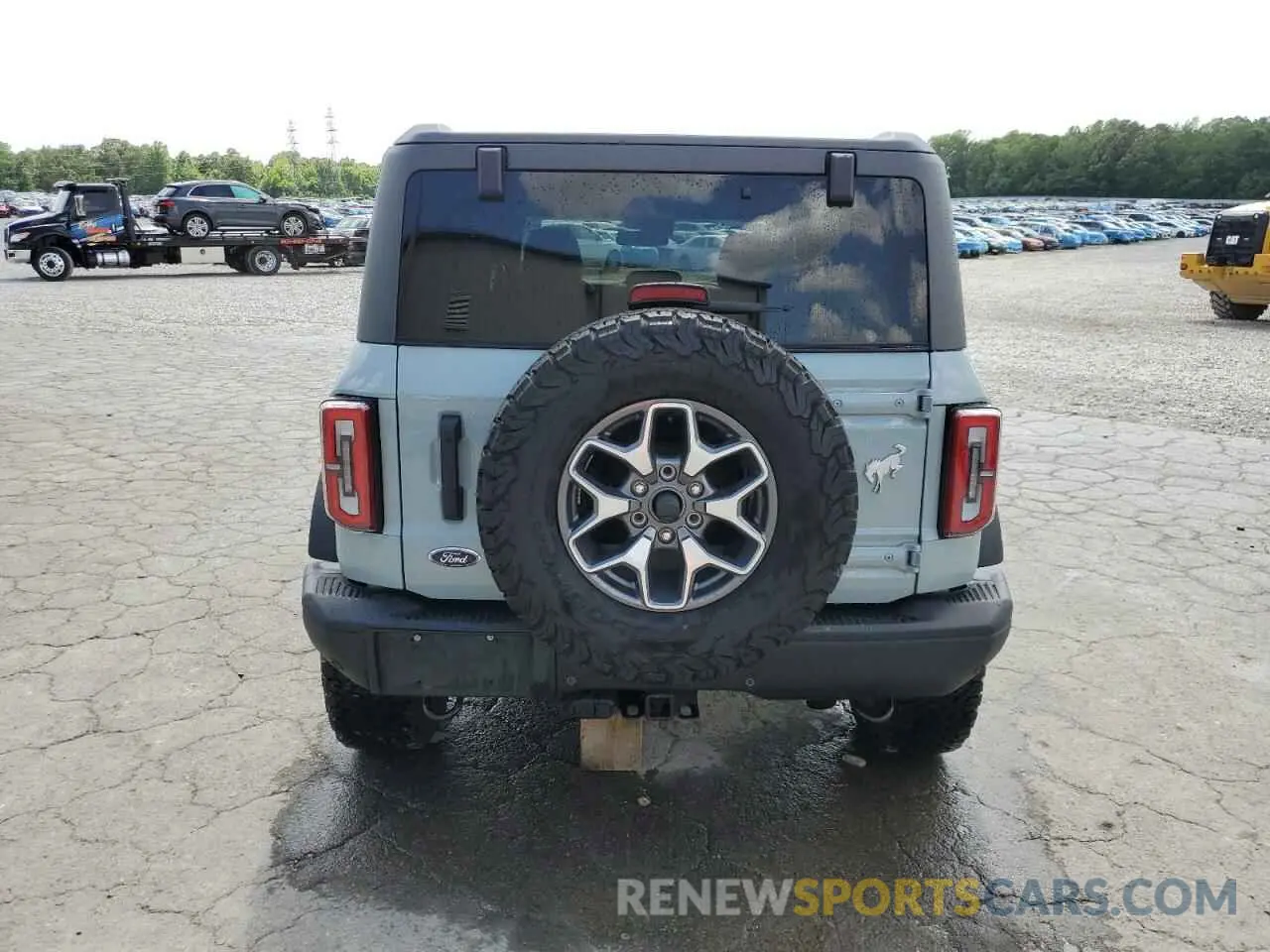 6 Photograph of a damaged car 1FMEE5DP8PLB29801 FORD BRONCO 2023