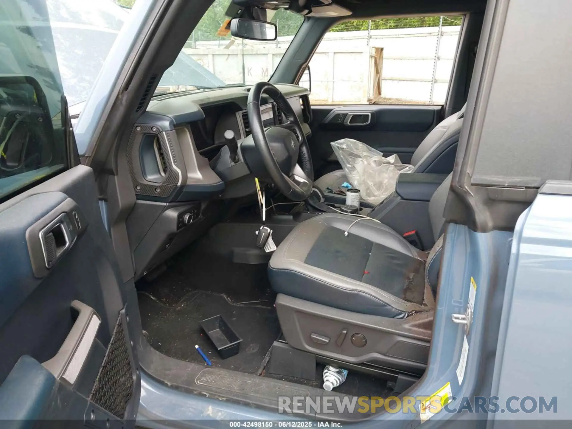 15 Photograph of a damaged car 1FMEE5DP9PLB50687 FORD BRONCO 2023