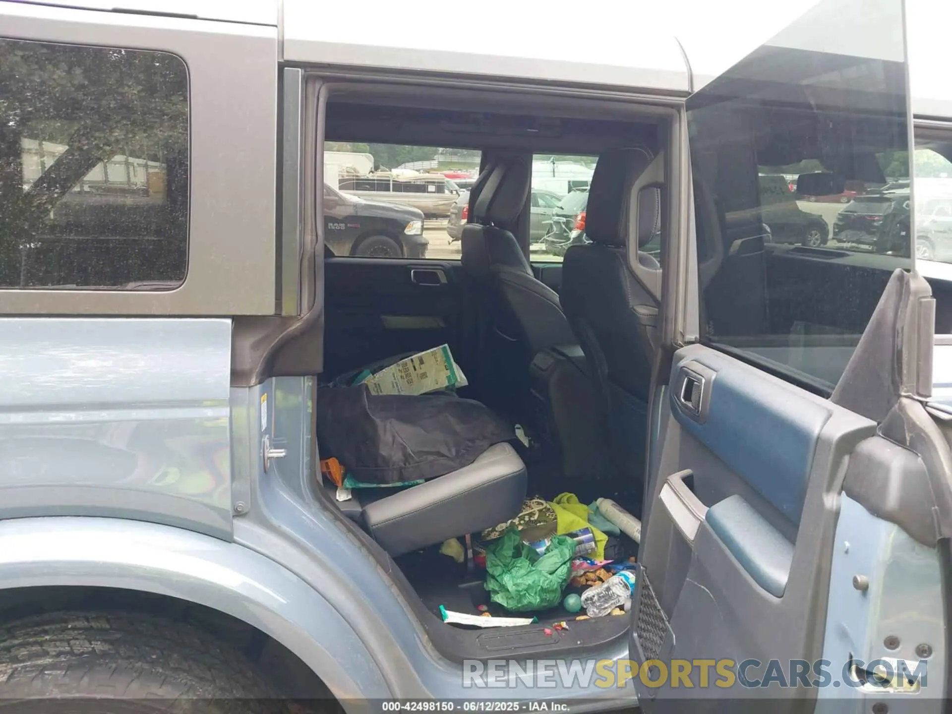 8 Photograph of a damaged car 1FMEE5DP9PLB50687 FORD BRONCO 2023