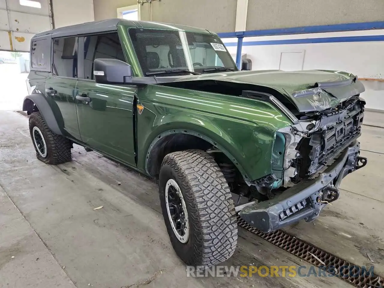 4 Photograph of a damaged car 1FMEE5DP9PLB54433 FORD BRONCO 2023