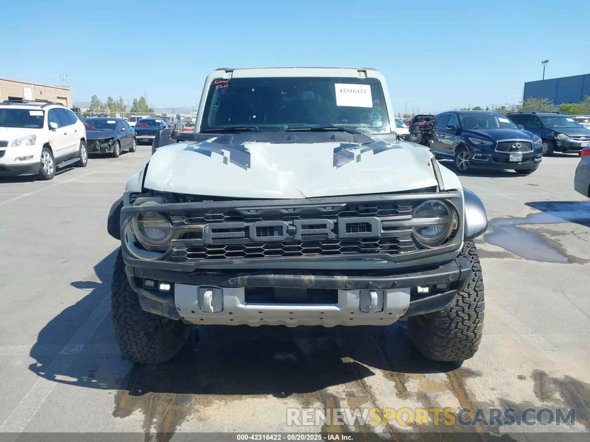 13 Photograph of a damaged car 1FMEE5JR7PLC04106 FORD BRONCO 2023