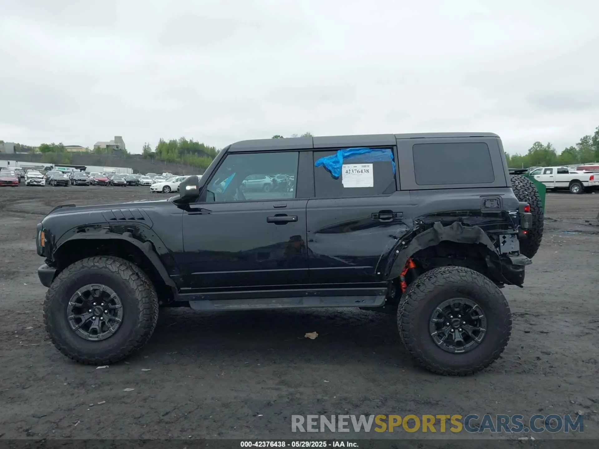14 Photograph of a damaged car 1FMEE5JR9PLB23222 FORD BRONCO 2023