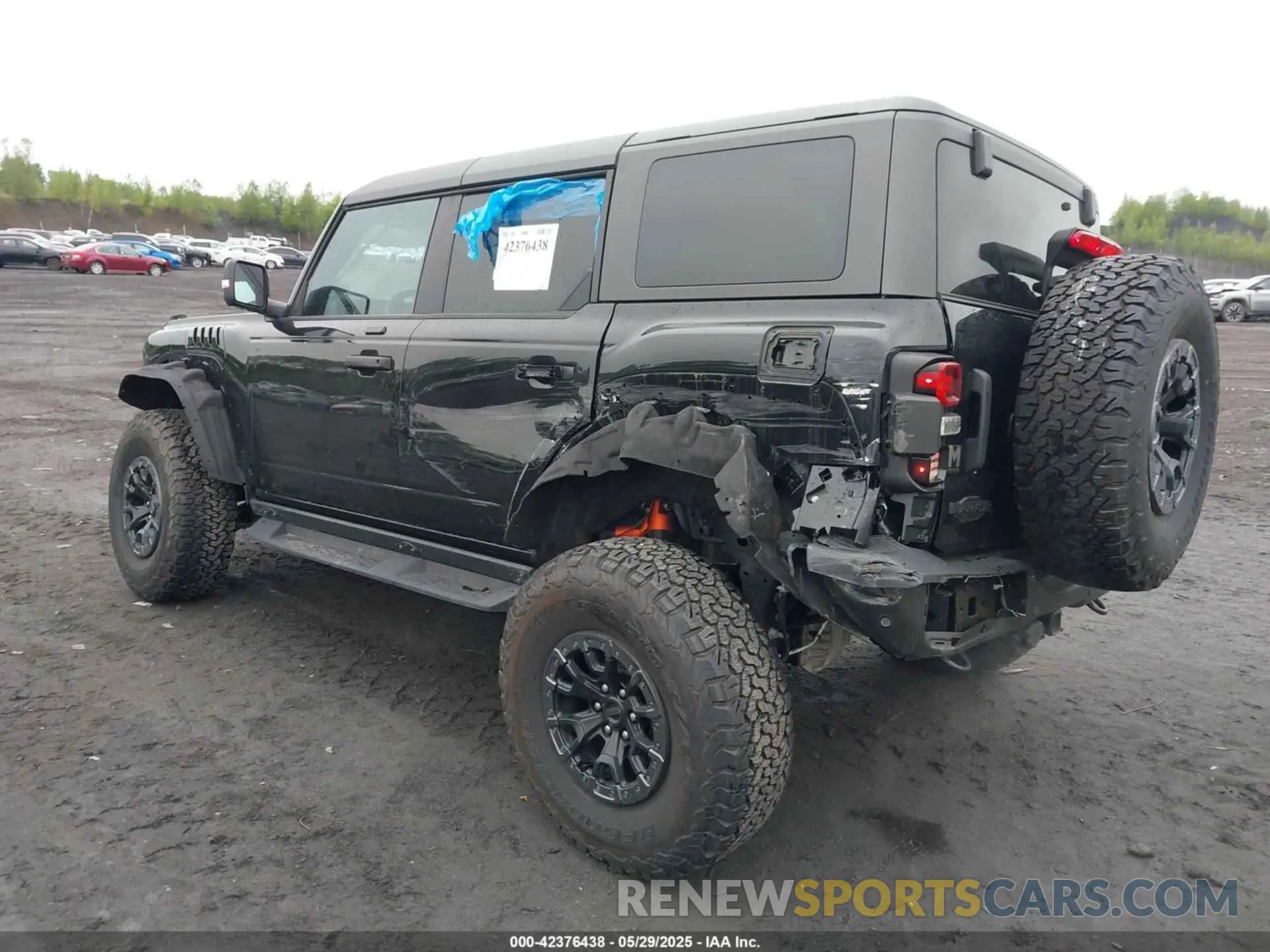 3 Photograph of a damaged car 1FMEE5JR9PLB23222 FORD BRONCO 2023