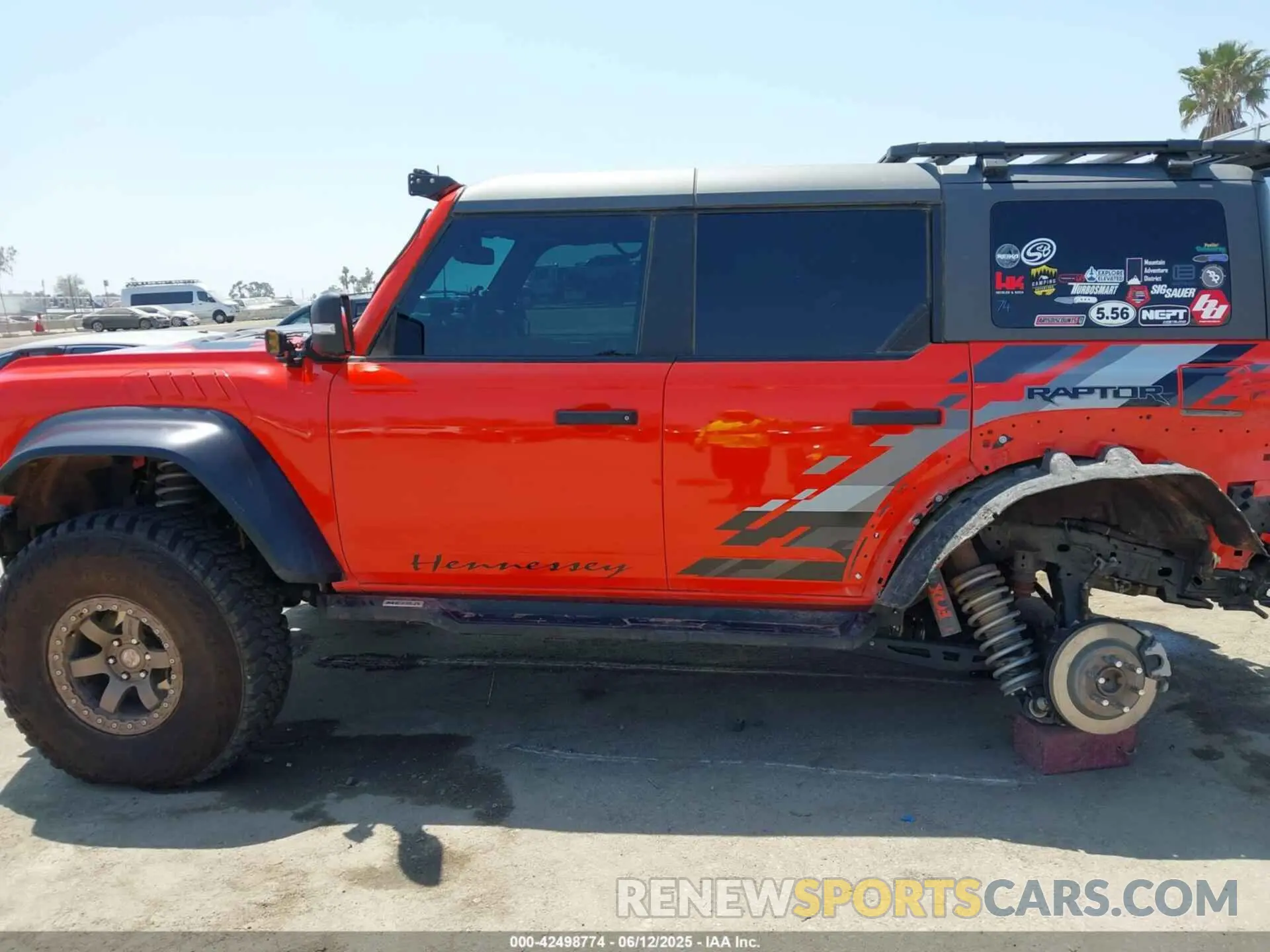 15 Photograph of a damaged car 1FMEE5JR9PLB90113 FORD BRONCO 2023