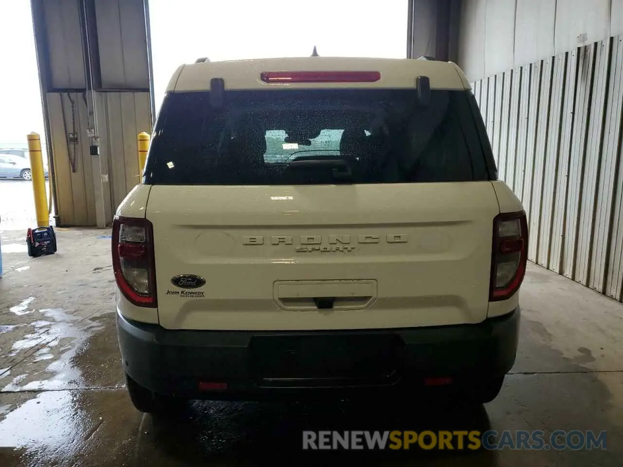6 Photograph of a damaged car 3FMCR9B60PRD49397 FORD BRONCO 2023