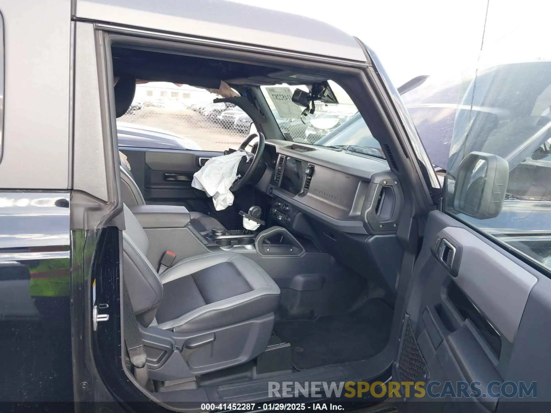 5 Photograph of a damaged car 1FMDE7AH2RLA80523 FORD BRONCO 2024