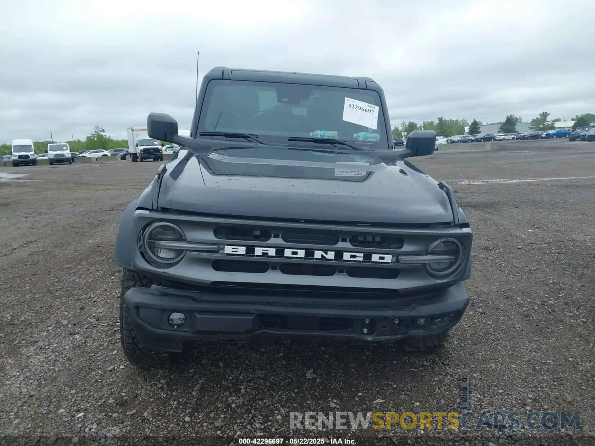 12 Photograph of a damaged car 1FMDE7BH1RLB44761 FORD BRONCO 2024