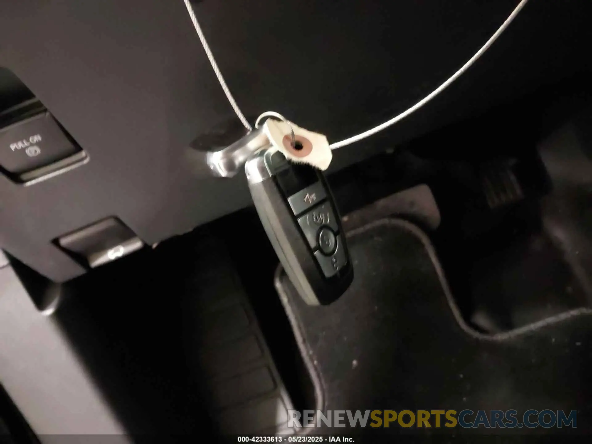 11 Photograph of a damaged car 1FMDE7BH8RLB15323 FORD BRONCO 2024