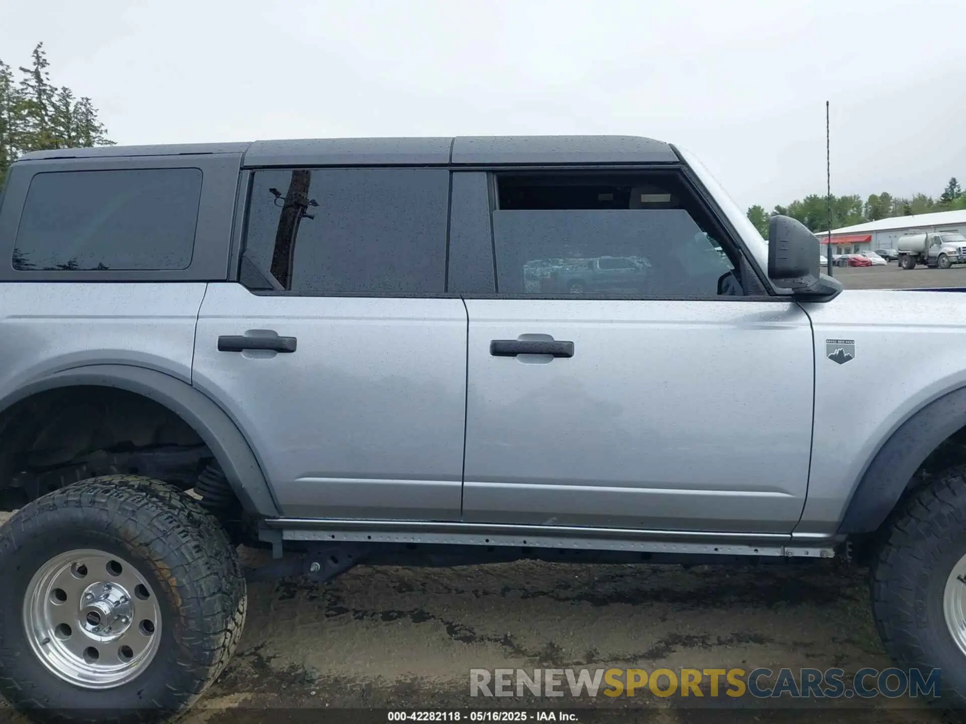 13 Photograph of a damaged car 1FMDE7BH9RLB24788 FORD BRONCO 2024