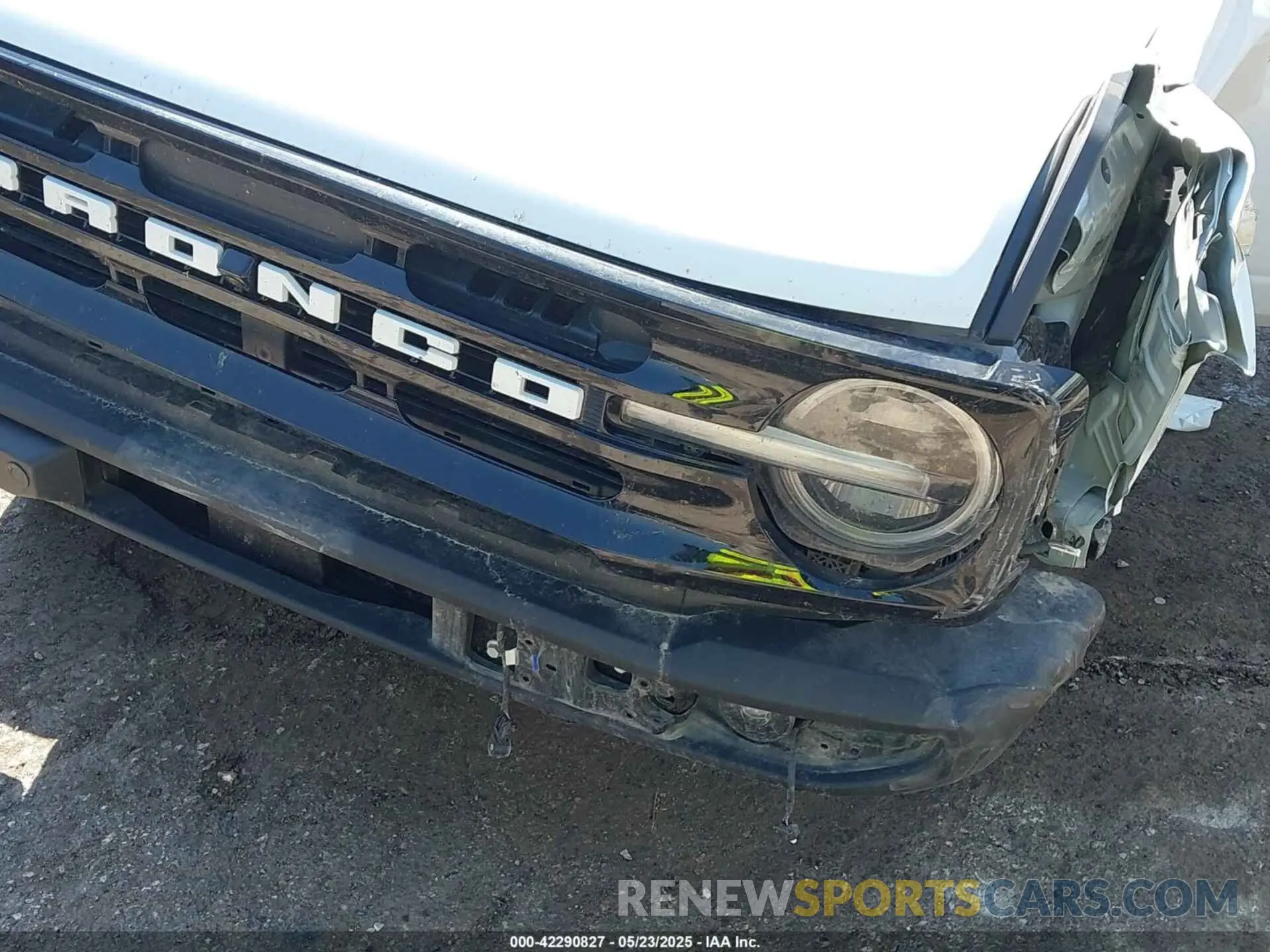 6 Photograph of a damaged car 1FMDE8BH3RLB55220 FORD BRONCO 2024