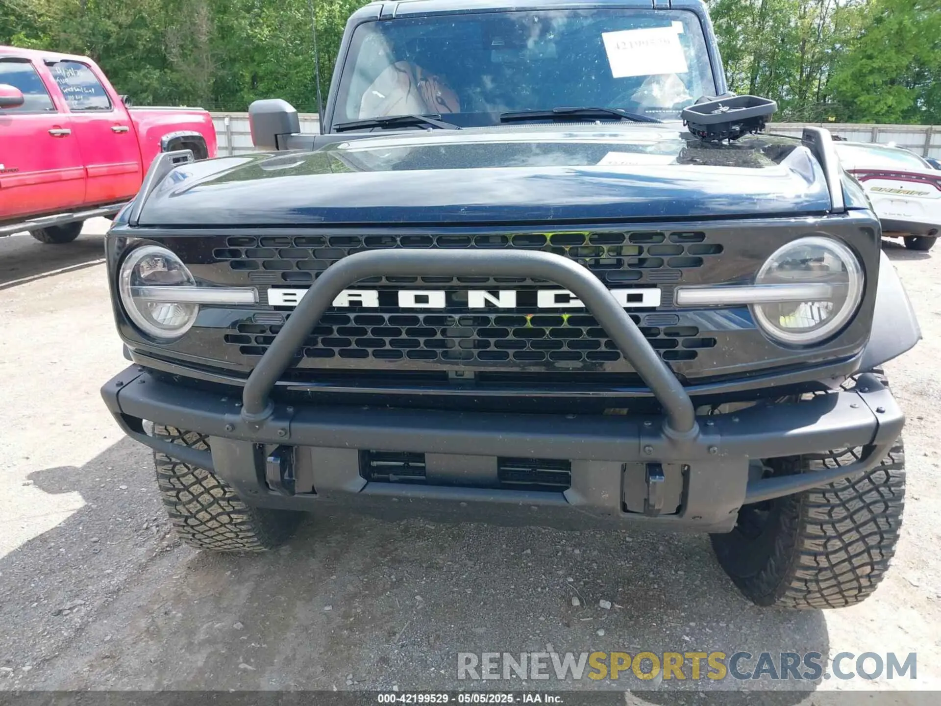 12 Photograph of a damaged car 1FMEE2BP1RLA75293 FORD BRONCO 2024
