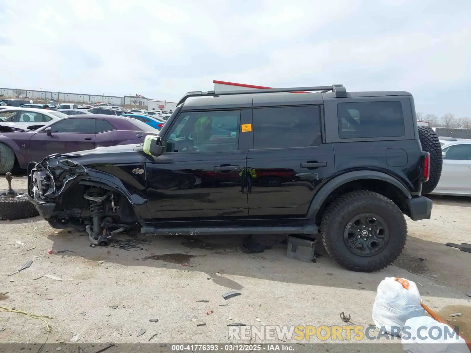 15 Photograph of a damaged car 1FMEE2BP3RLB31265 FORD BRONCO 2024