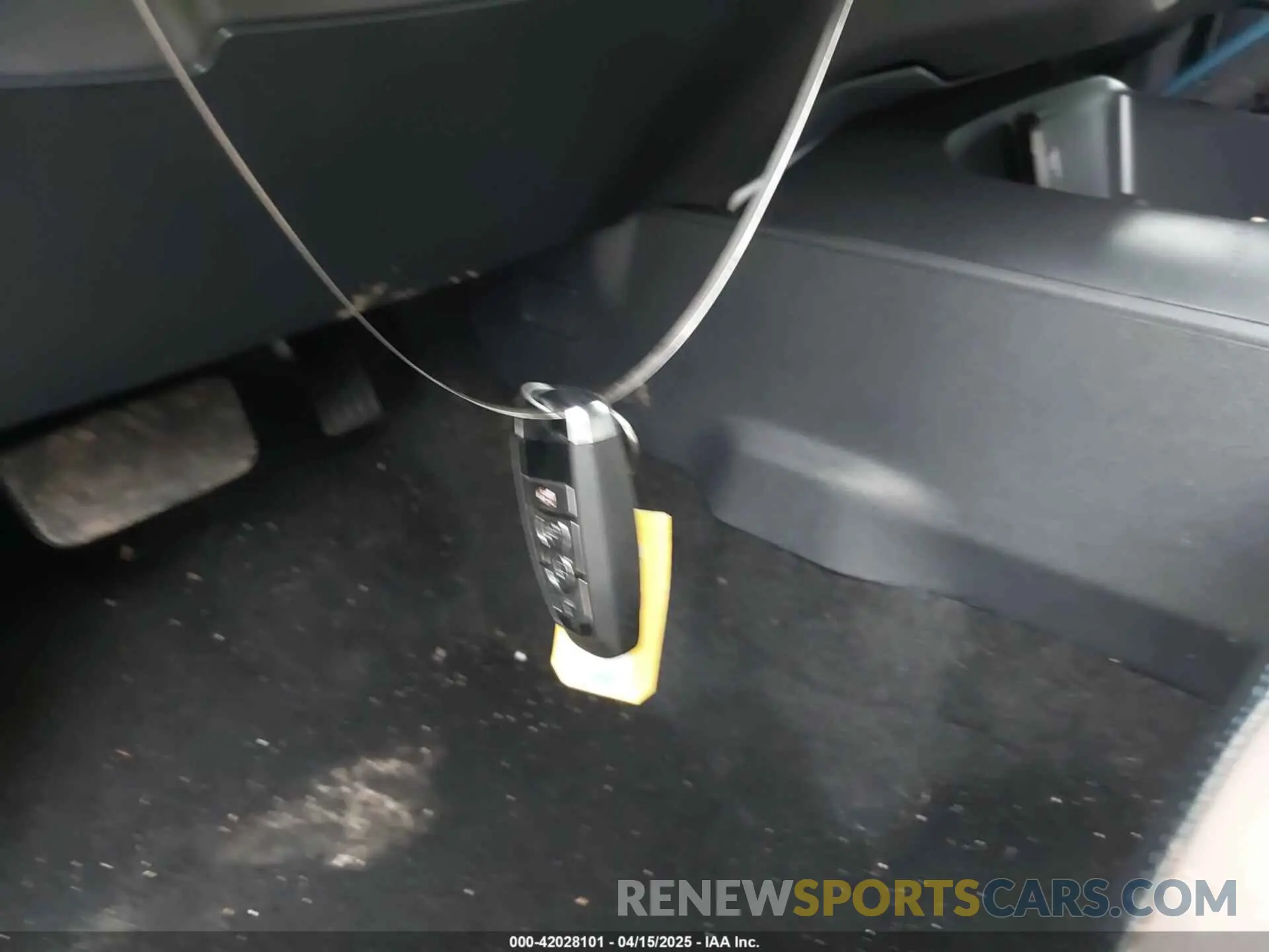 11 Photograph of a damaged car 1FMEE2BP4RLA65714 FORD BRONCO 2024