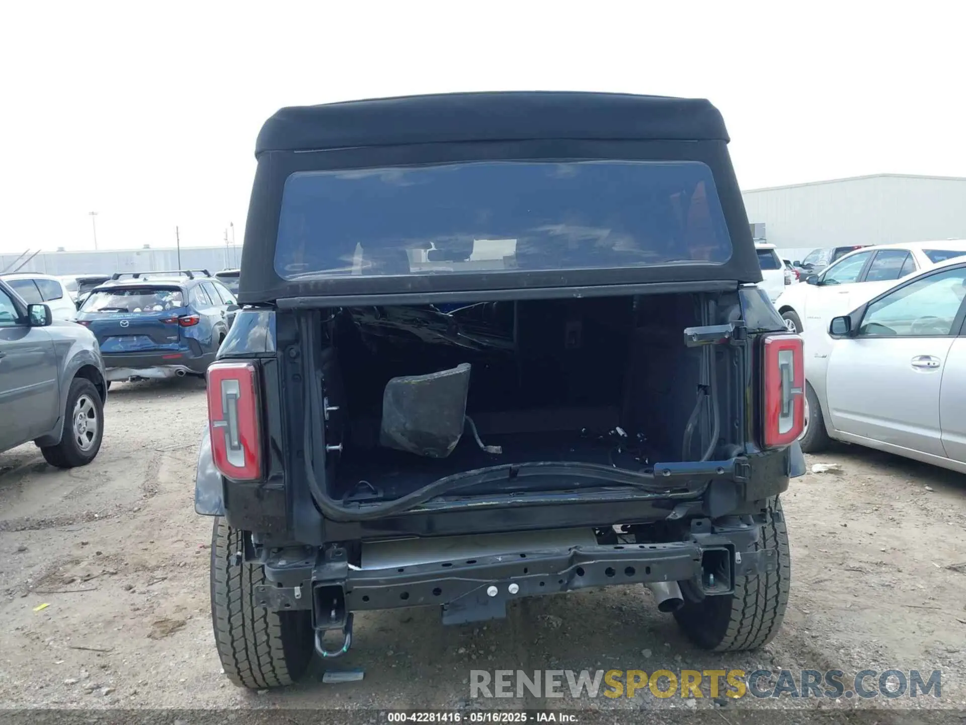 17 Photograph of a damaged car 1FMEE8BP5RLA45717 FORD BRONCO 2024