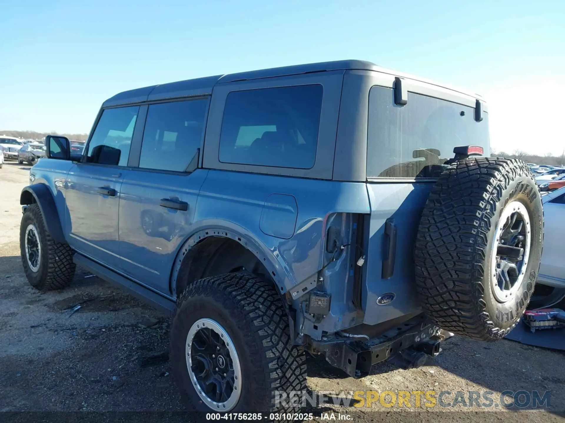 3 Photograph of a damaged car 1FMEE9BP2RLA26774 FORD BRONCO 2024