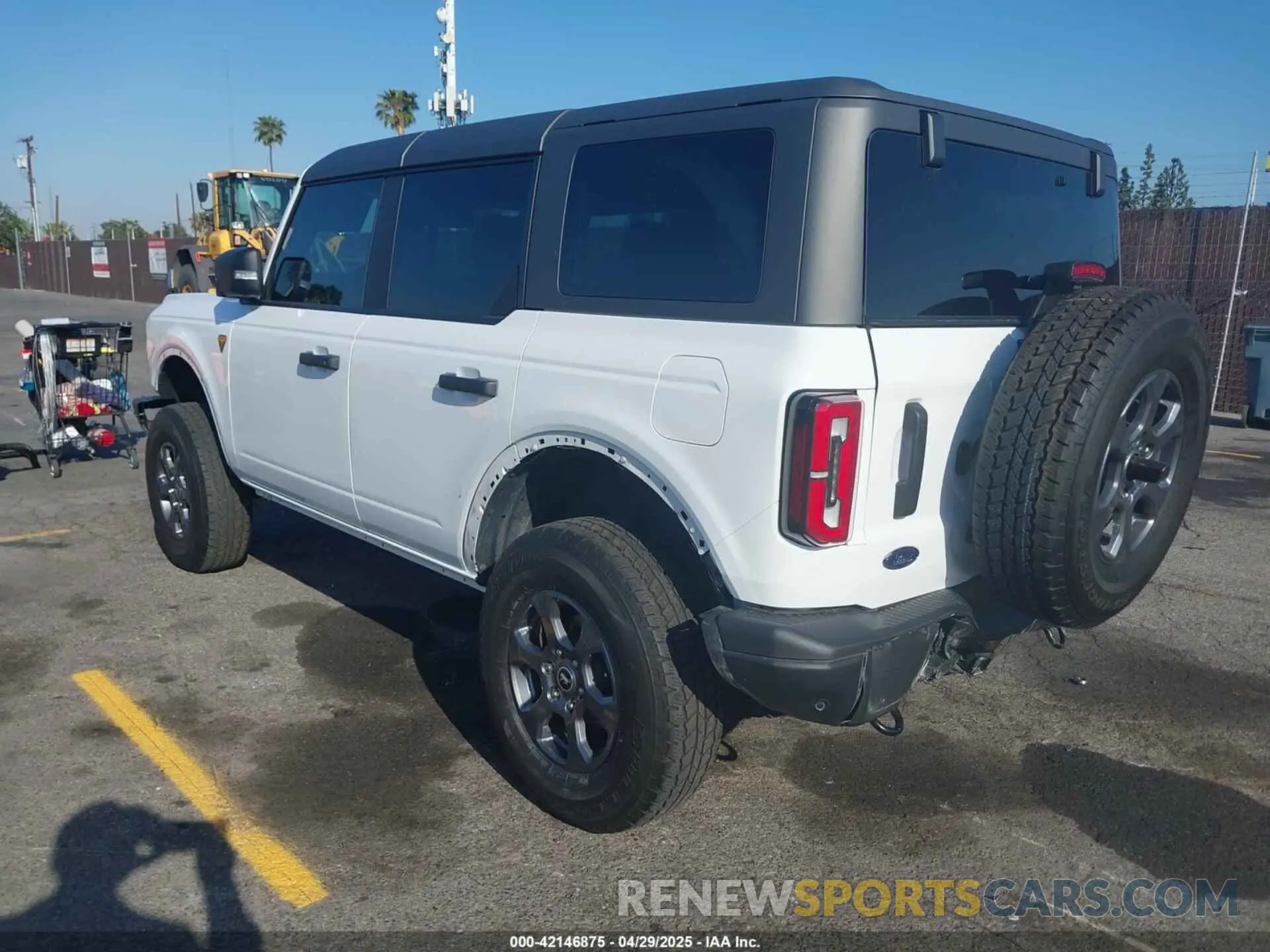 3 Photograph of a damaged car 1FMEE9BP5RLA09693 FORD BRONCO 2024
